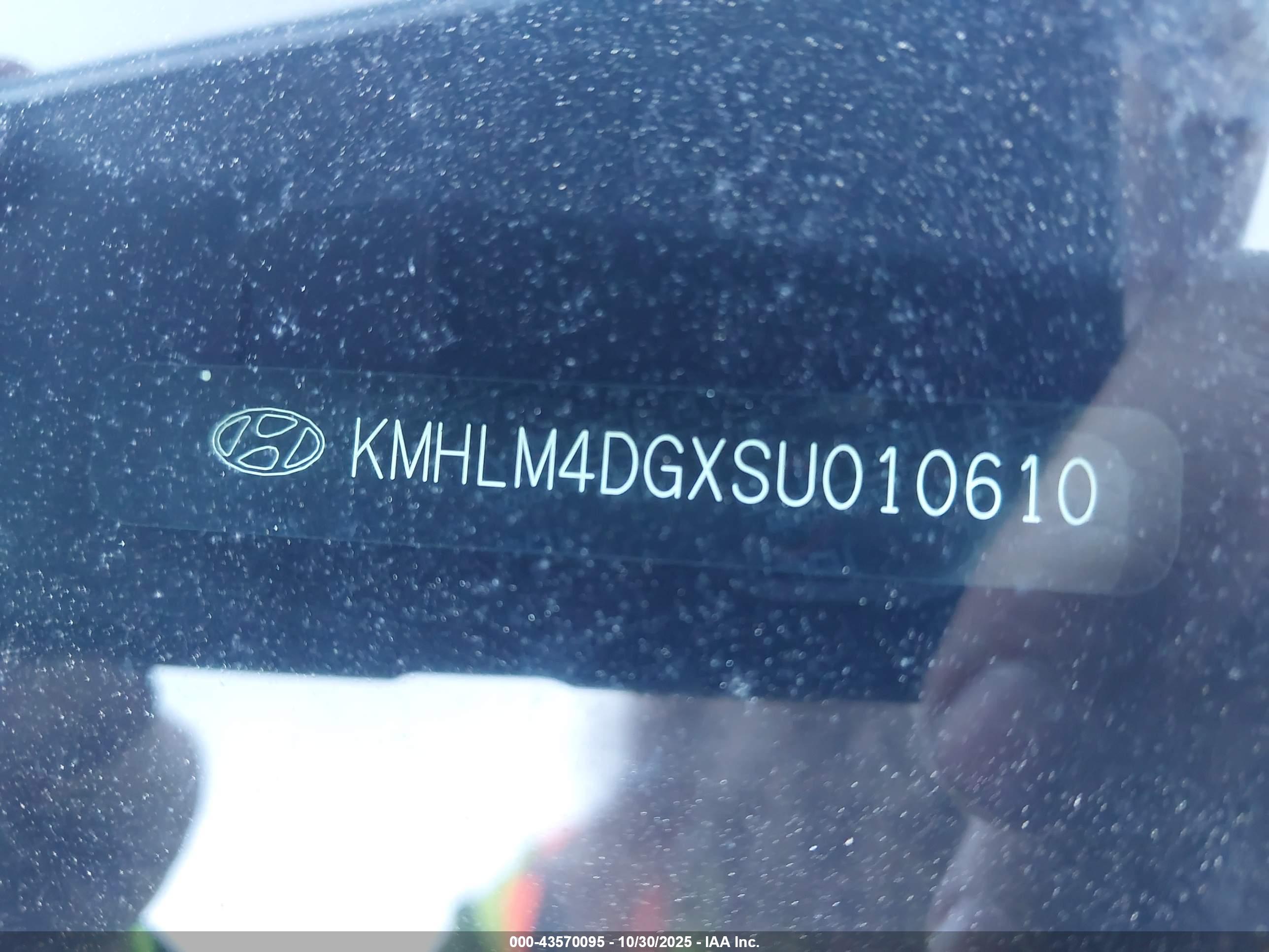 HYUNDAI ELANTRA image 9
