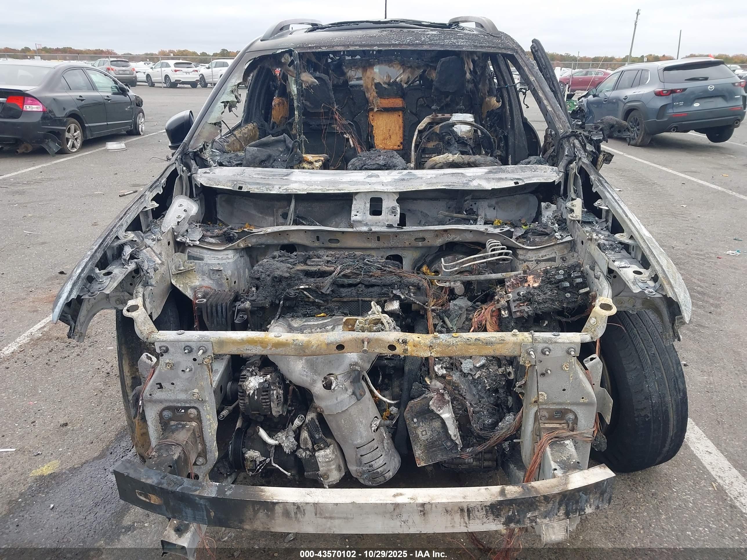 JEEP CHEROKEE image 6