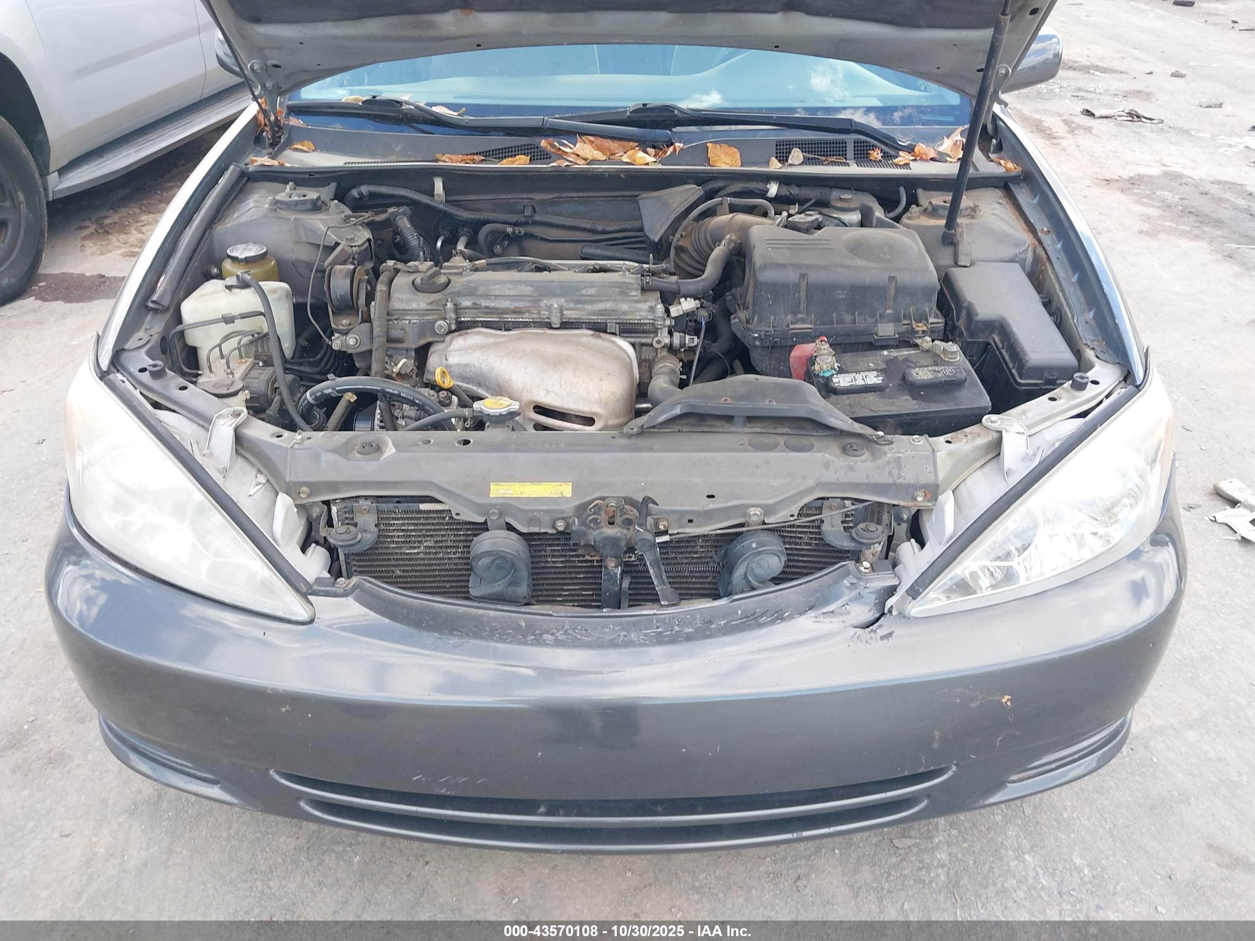 TOYOTA CAMRY image 10