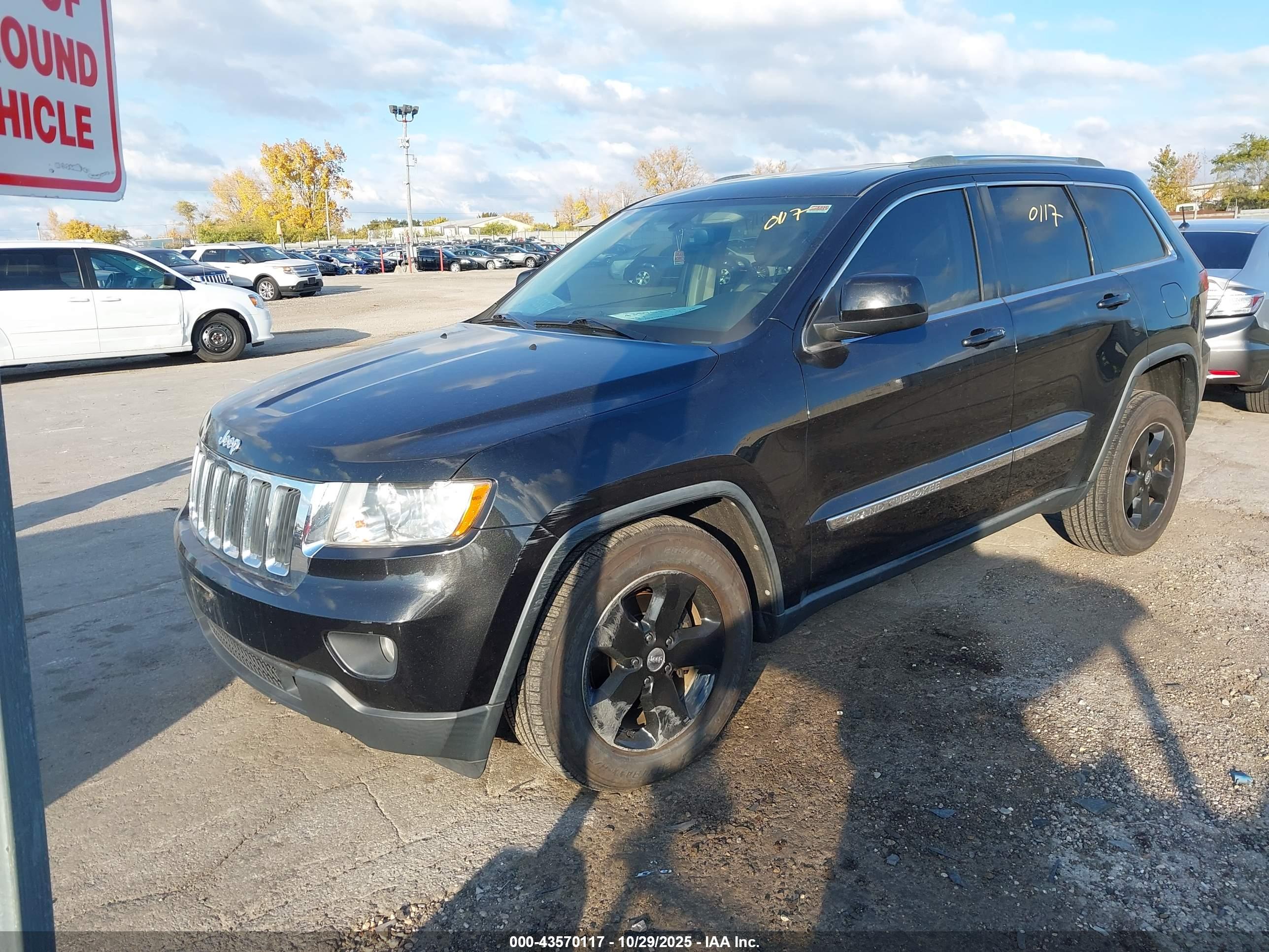 JEEP GRAND image 2