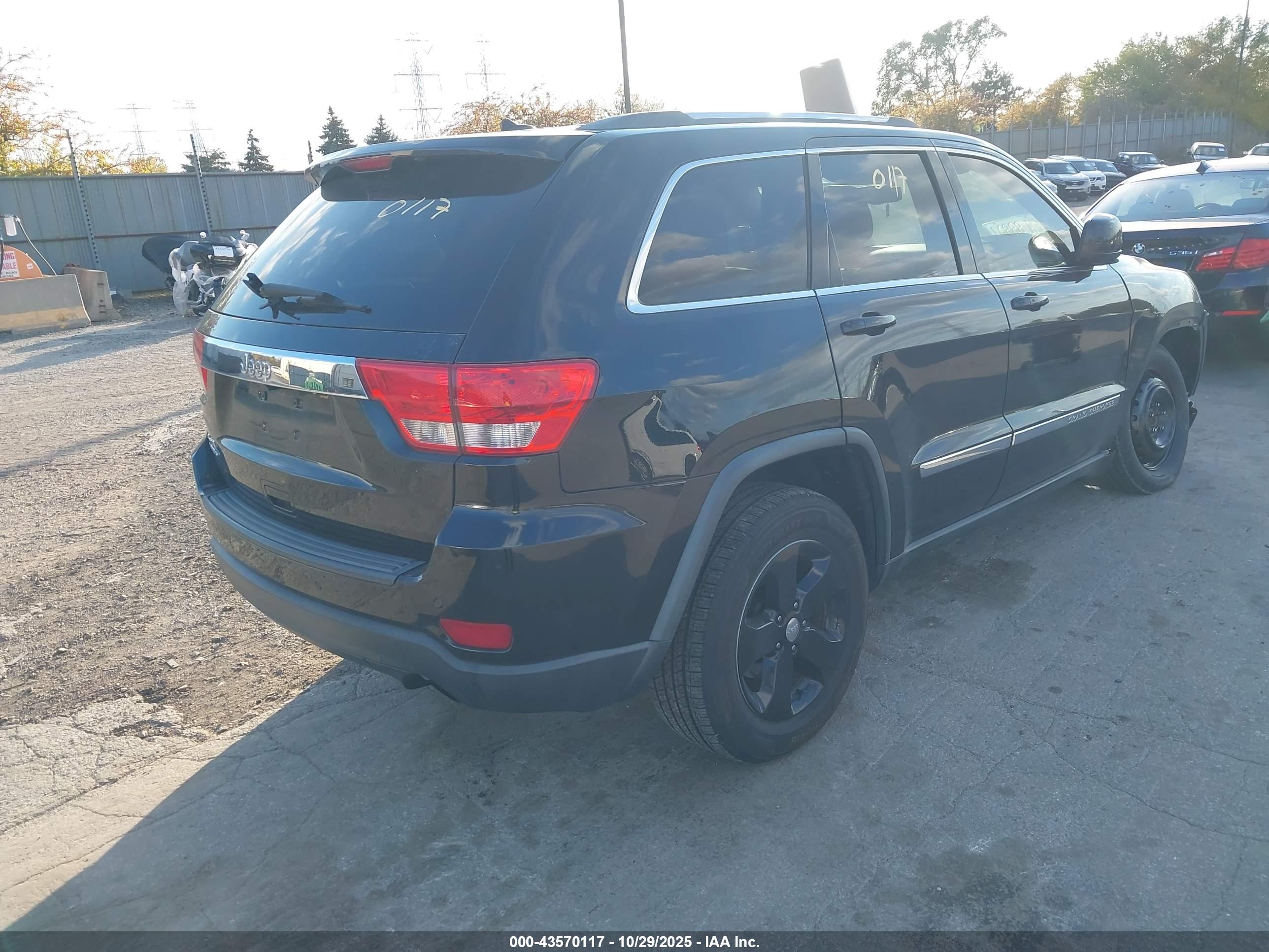 JEEP GRAND image 4