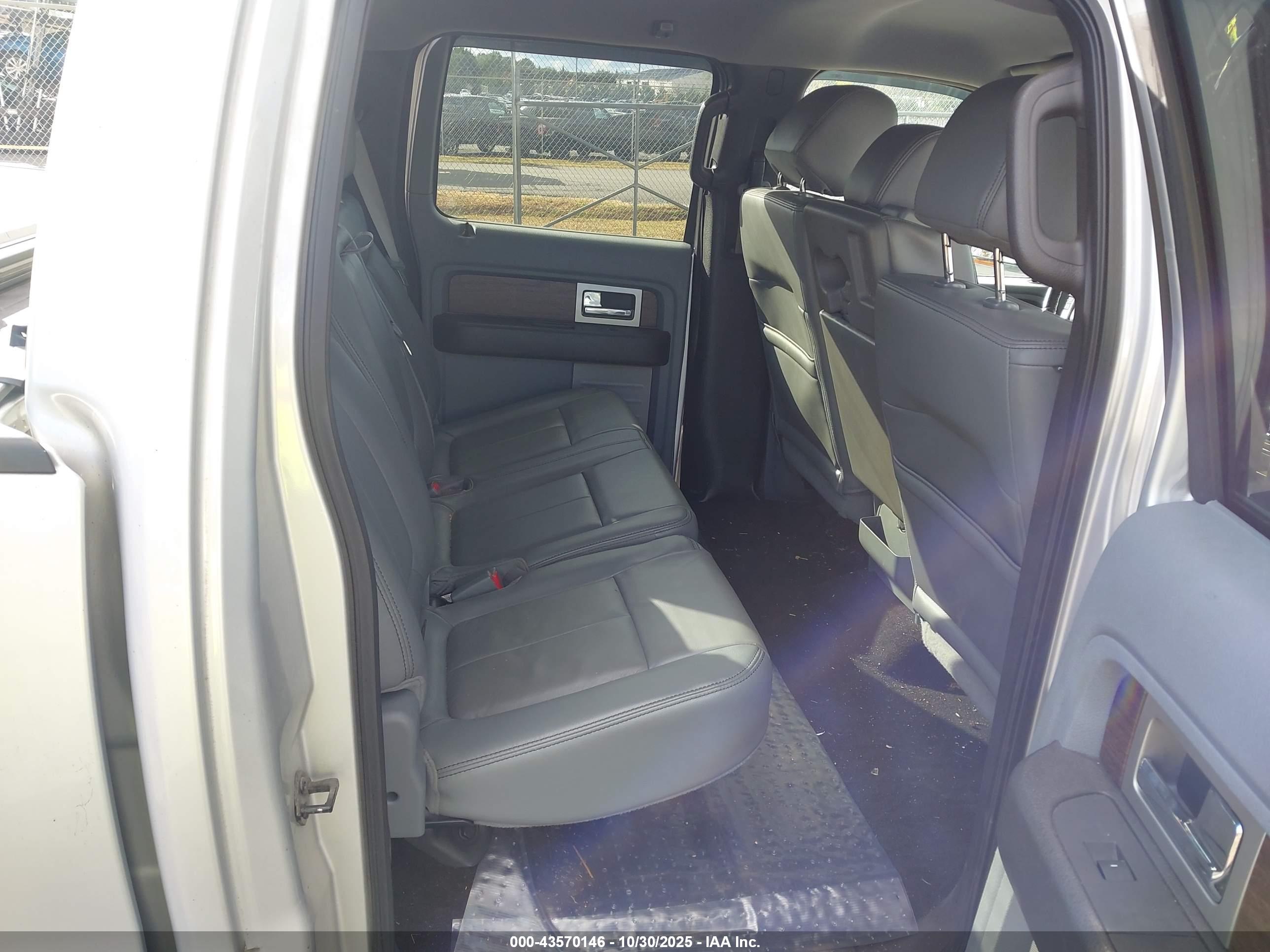 FORD F-150 image 8