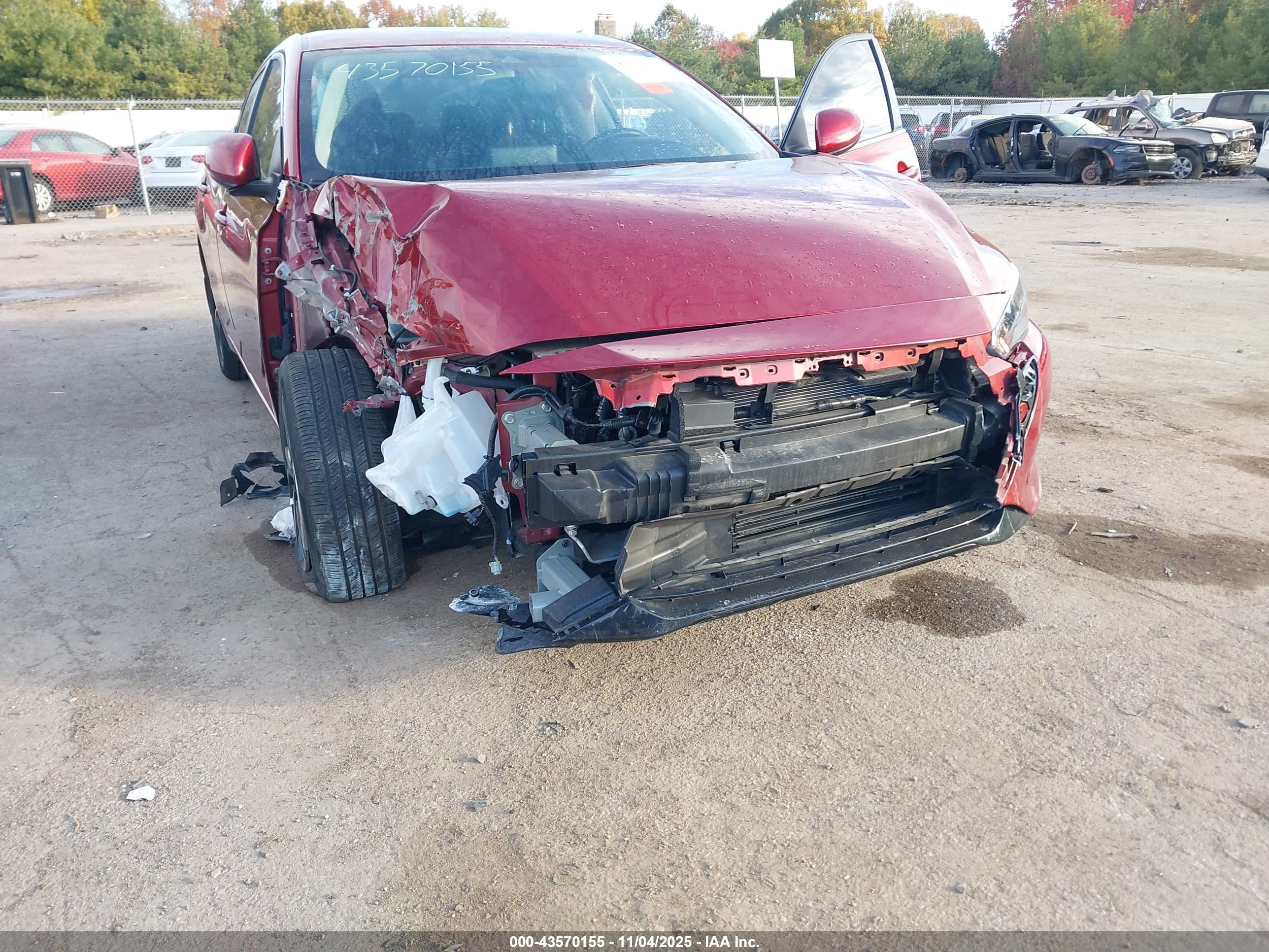 NISSAN SENTRA image 6