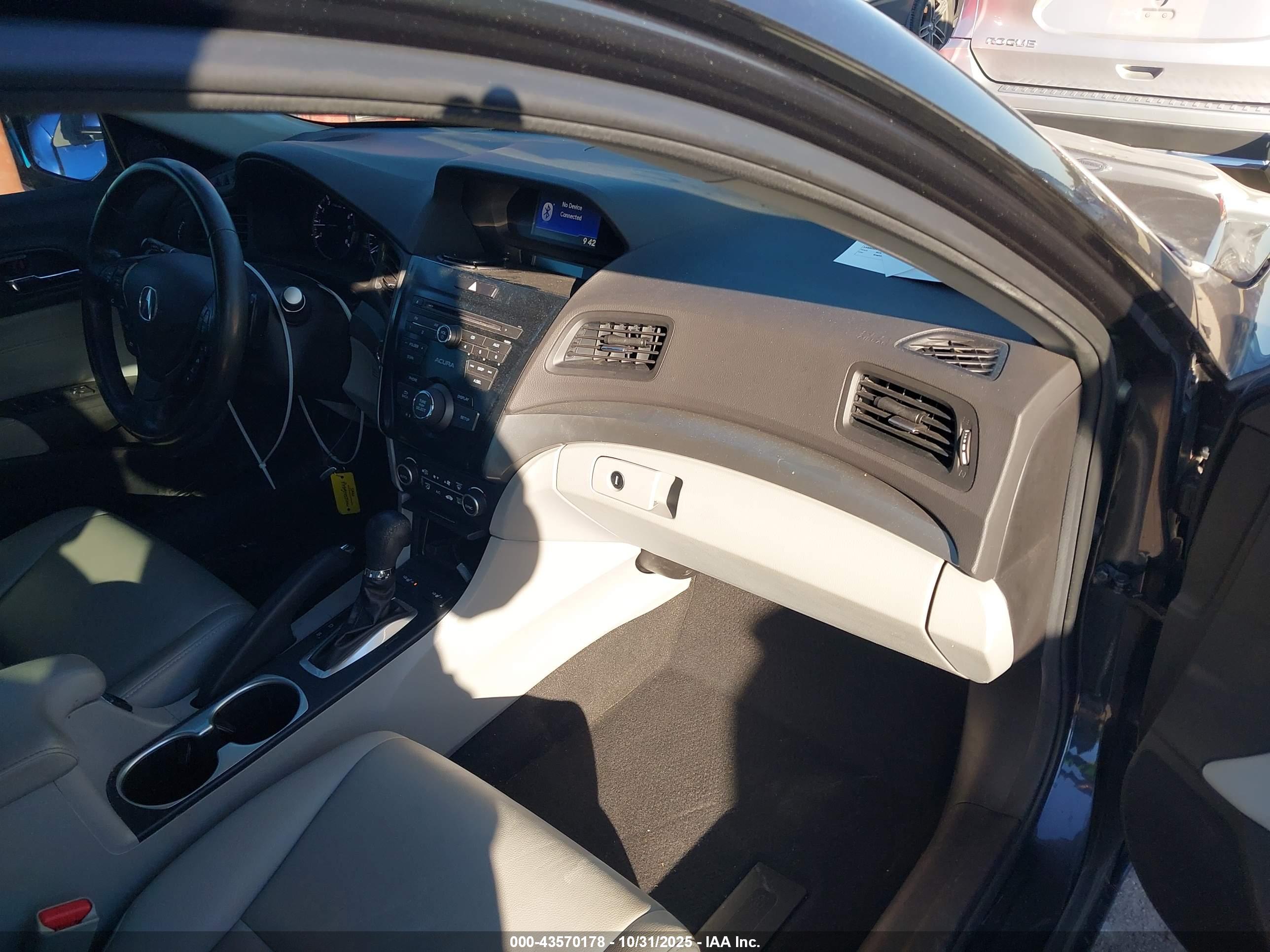 ACURA ILX image 5