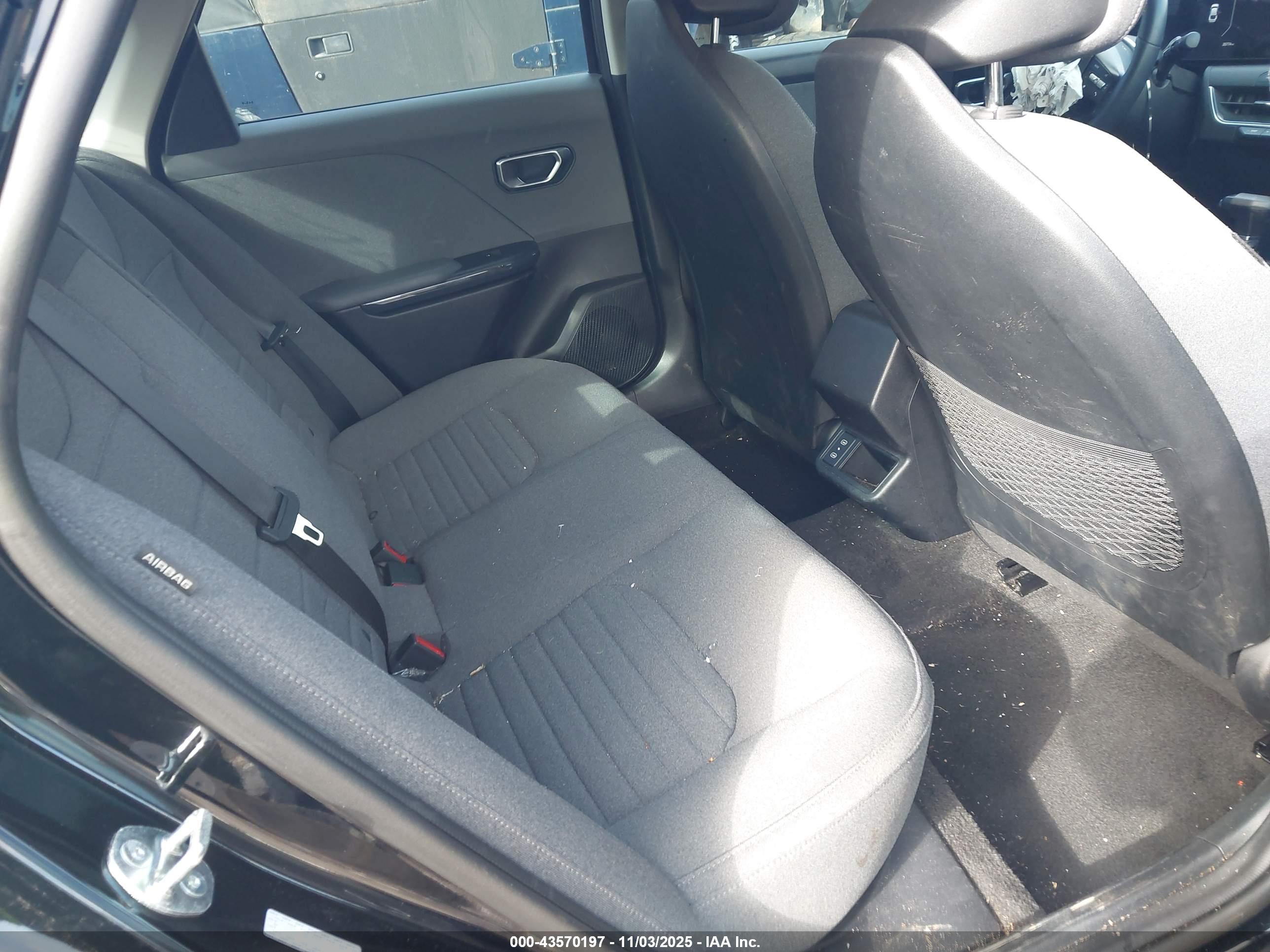 KIA K4 image 8