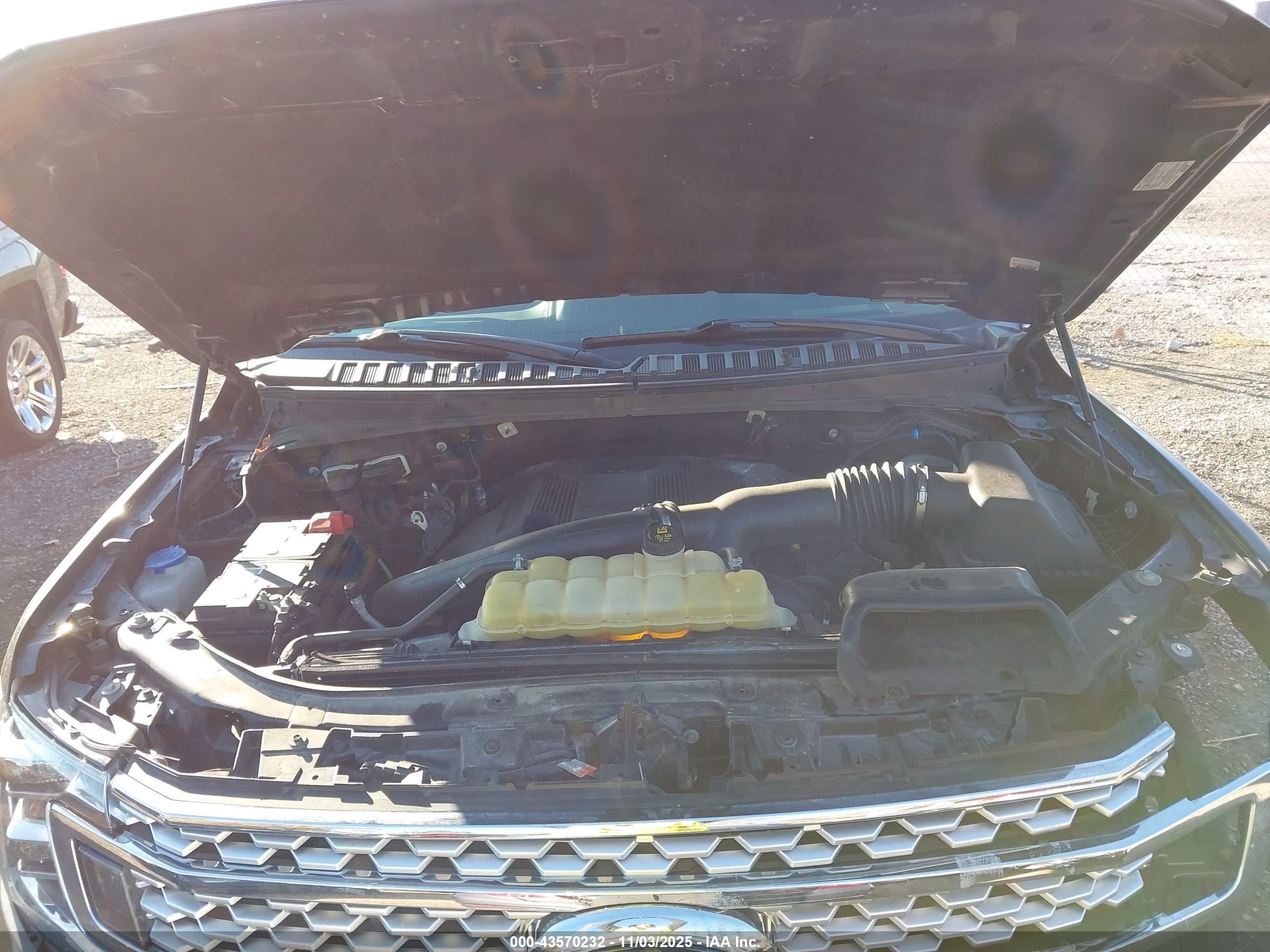 FORD EXPEDITION image 10