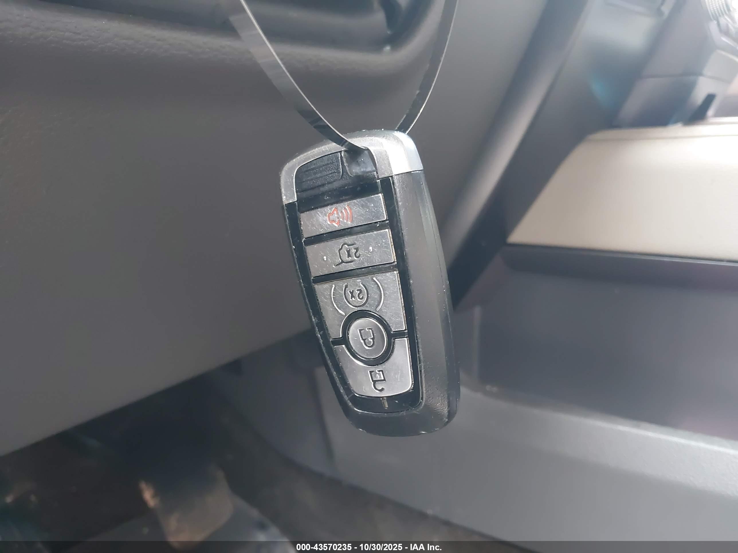 FORD EXPEDITION image 11