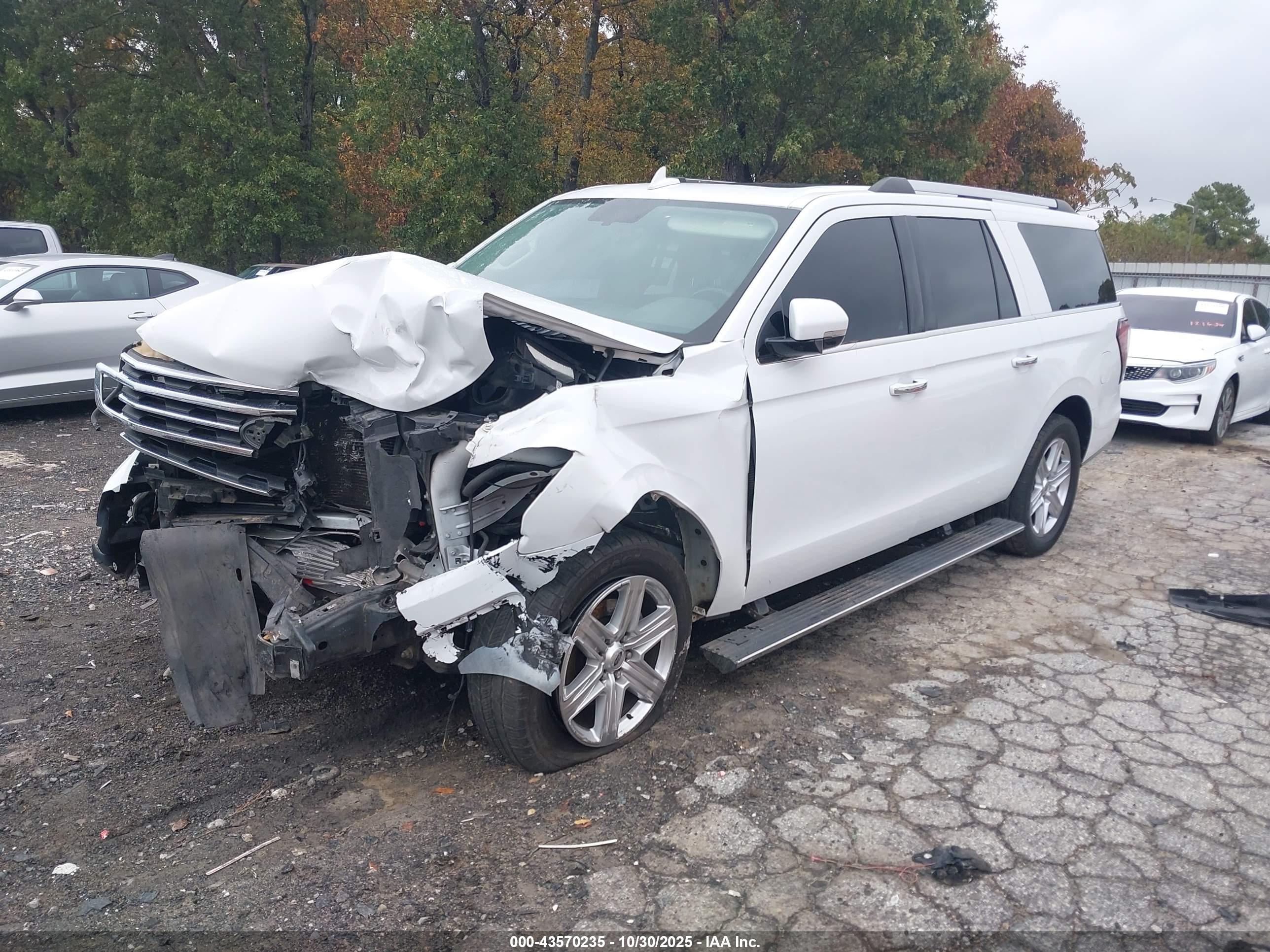 FORD EXPEDITION image 2