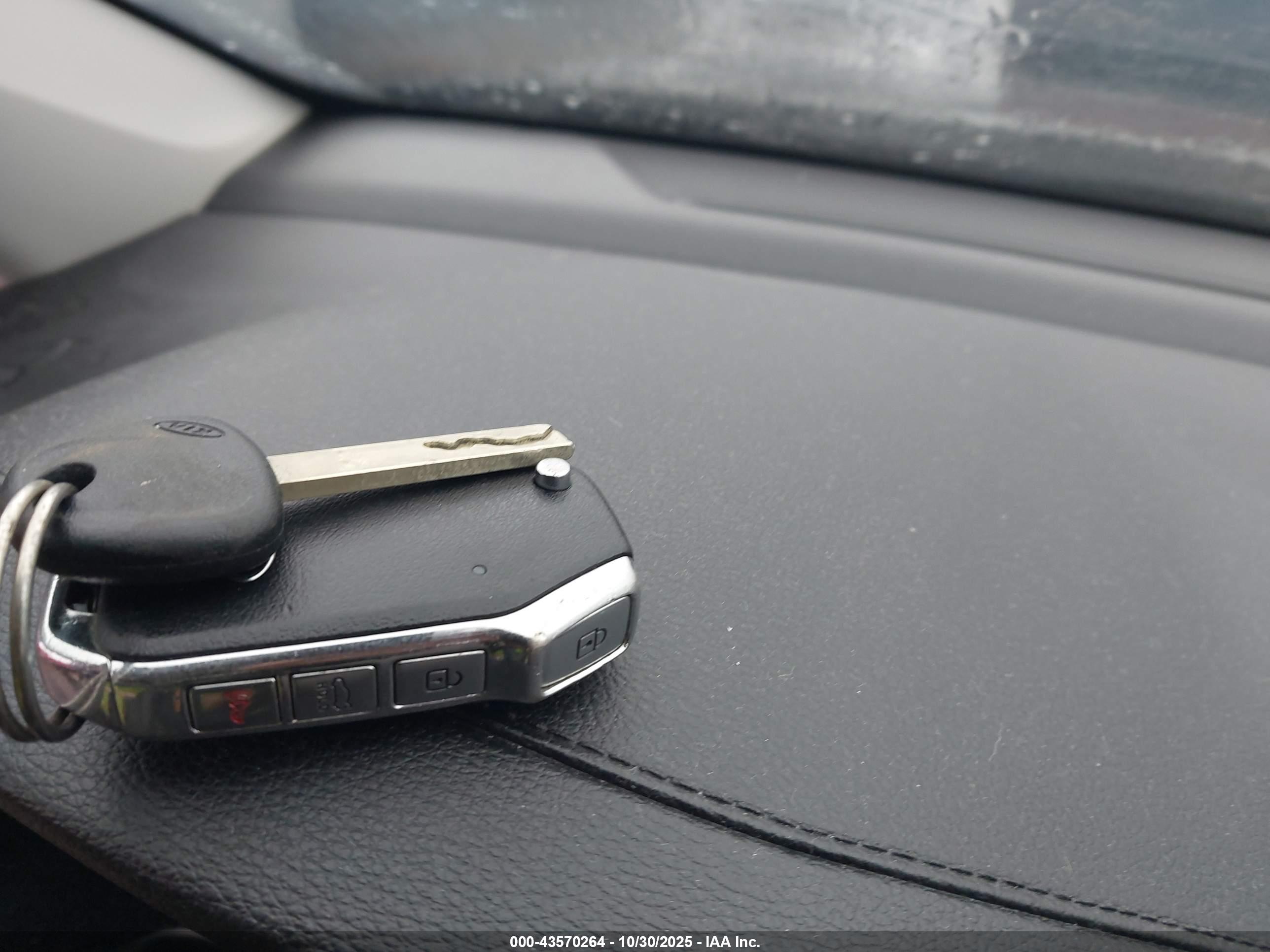 KIA FORTE image 11