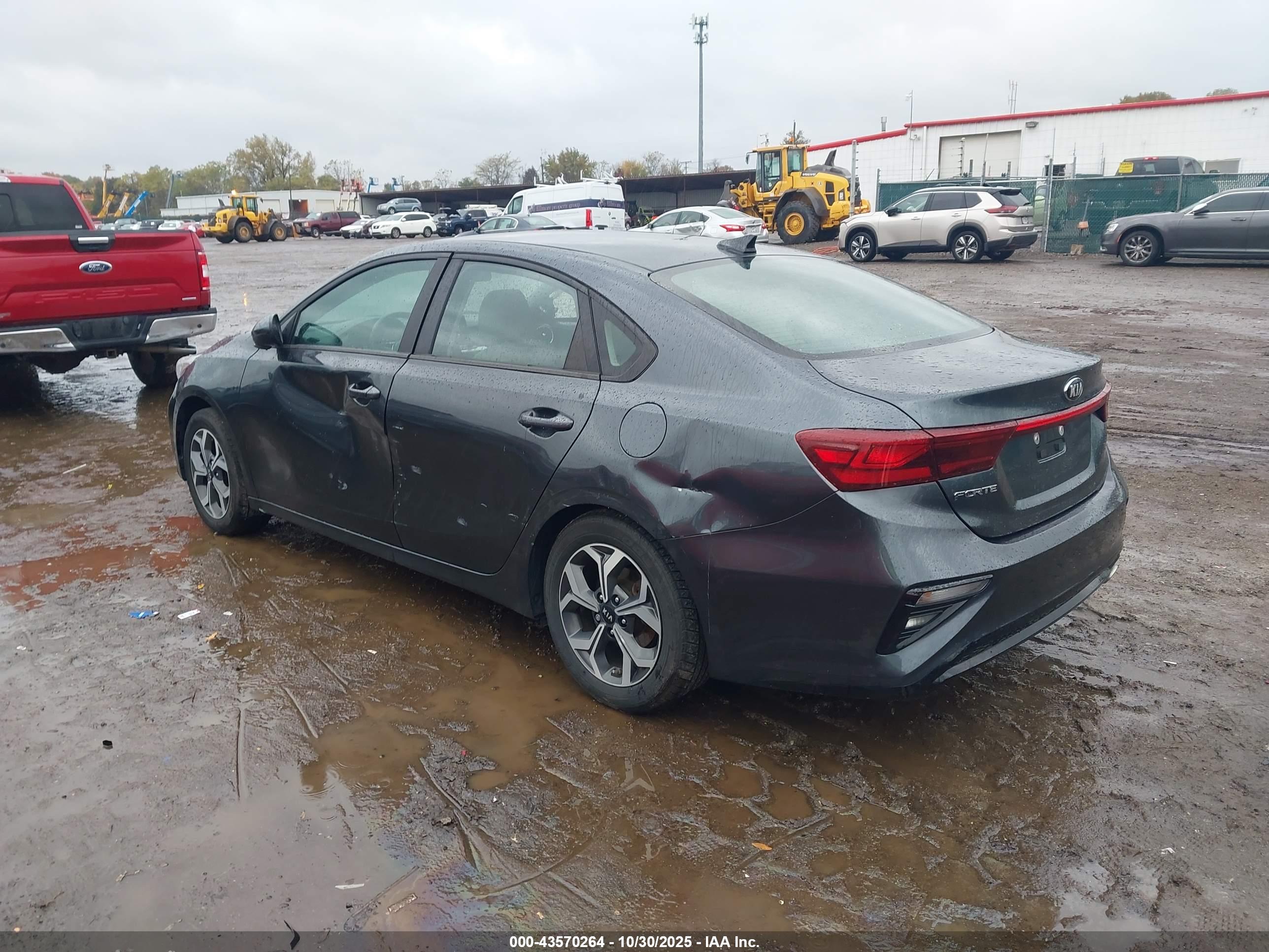KIA FORTE image 3