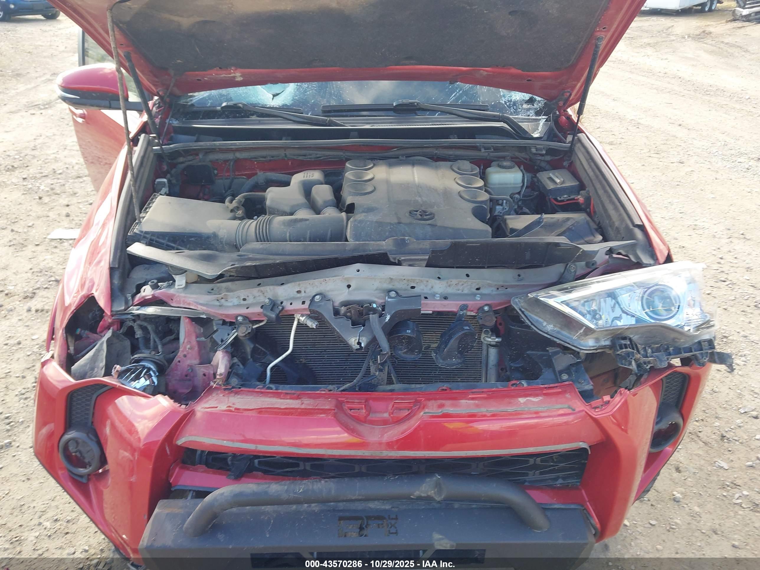 TOYOTA 4RUNNER image 10