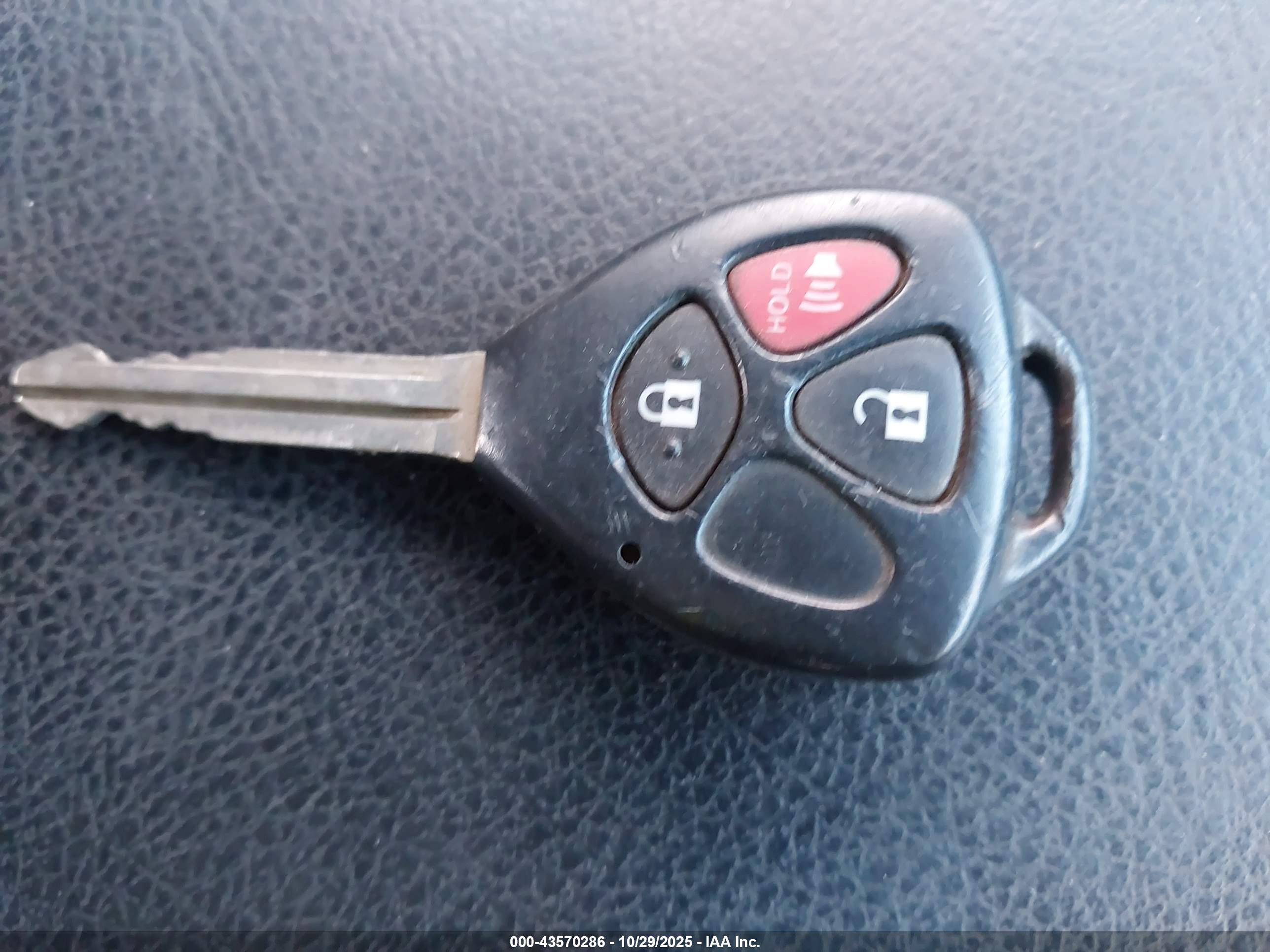 TOYOTA 4RUNNER image 11