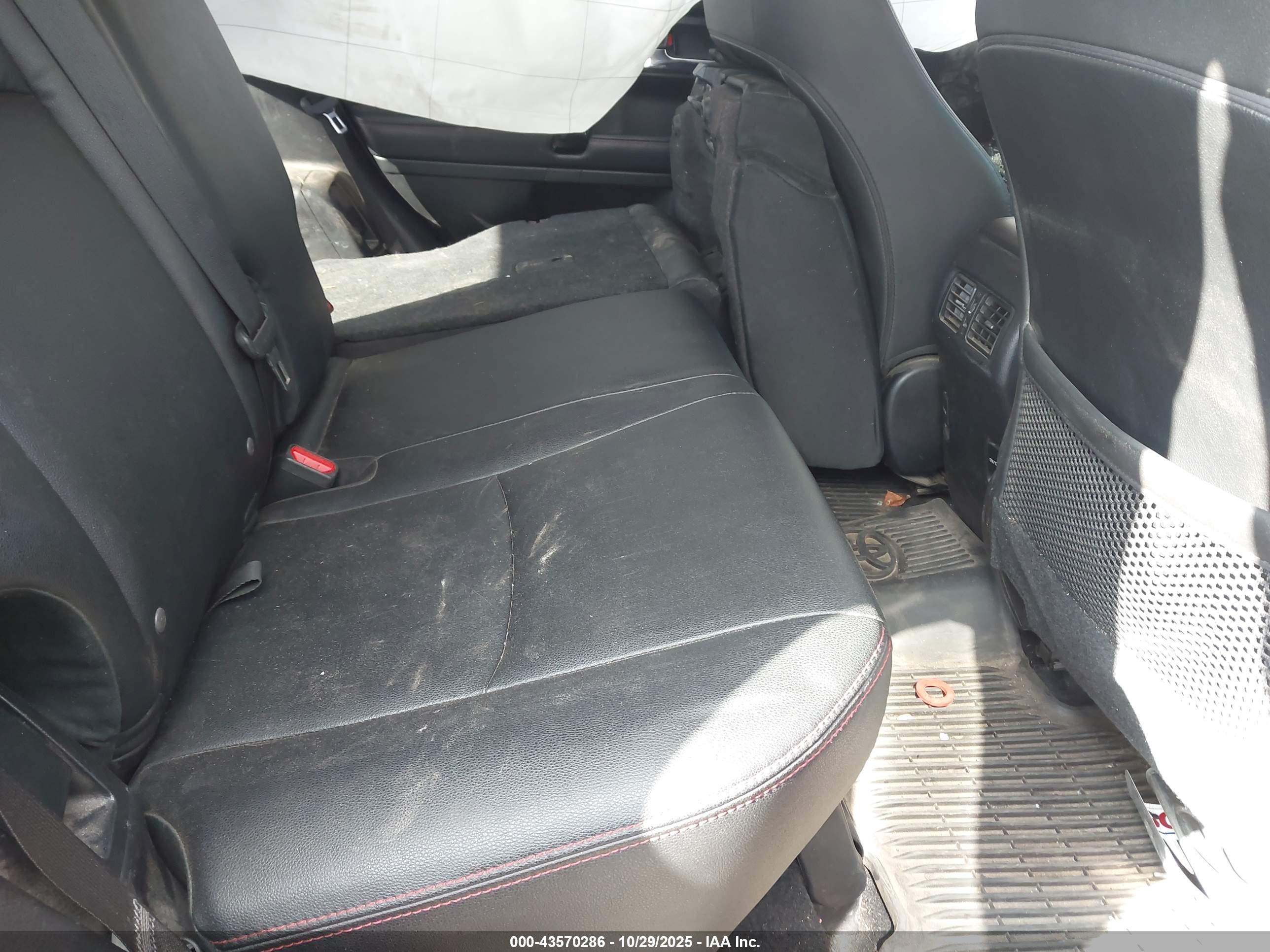 TOYOTA 4RUNNER image 8