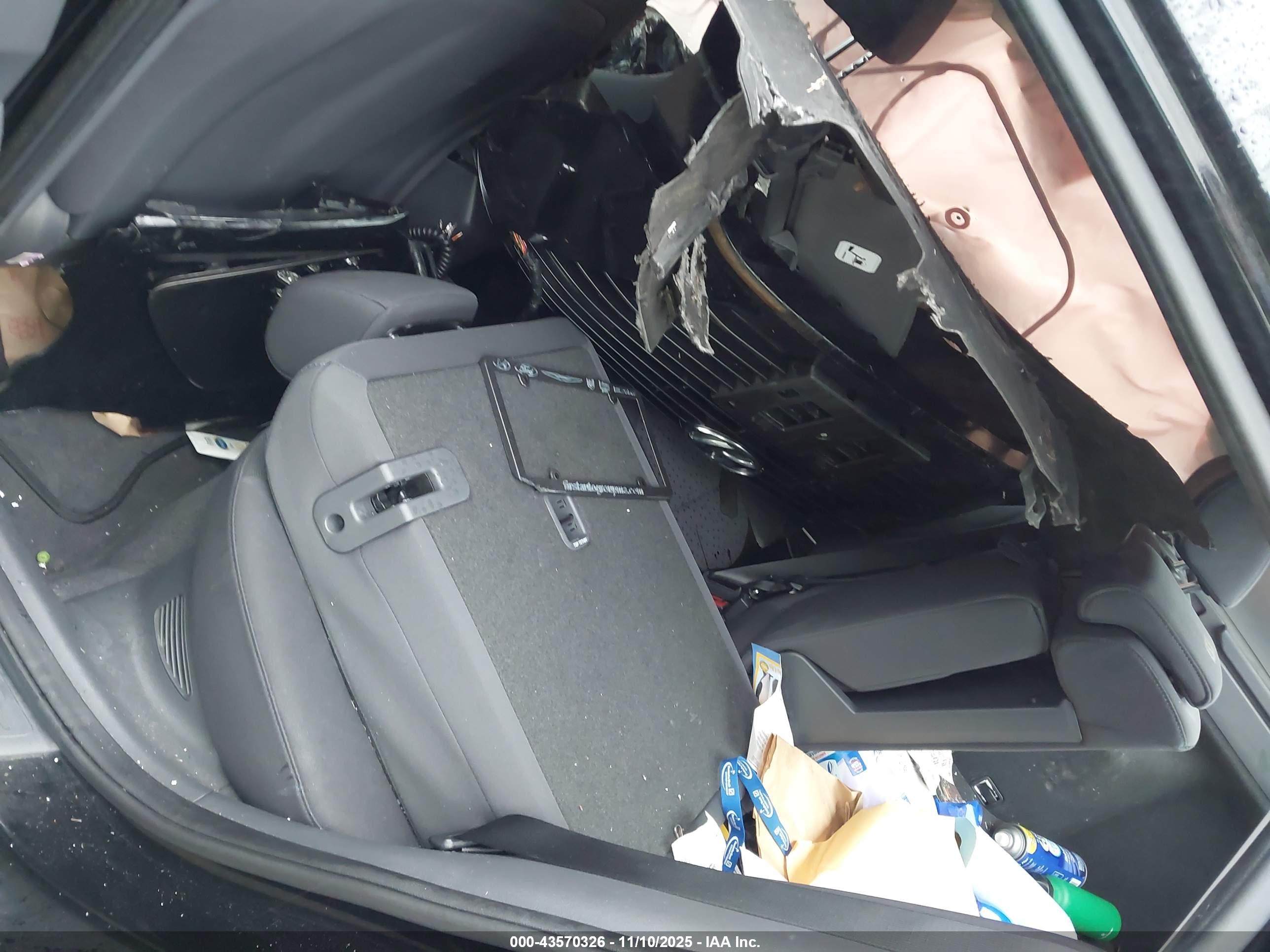 HYUNDAI IONIQ image 8