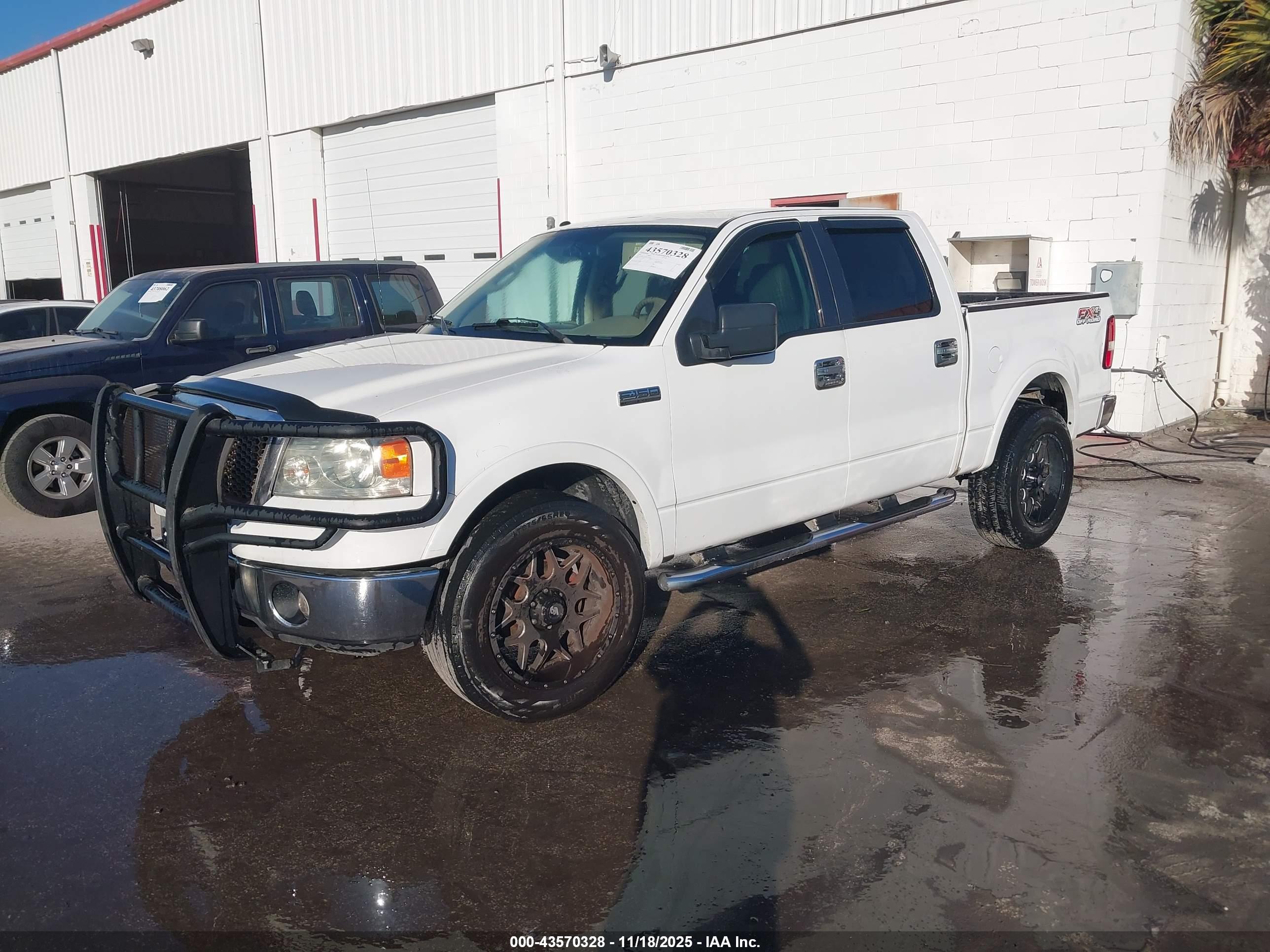 FORD F-150 image 2