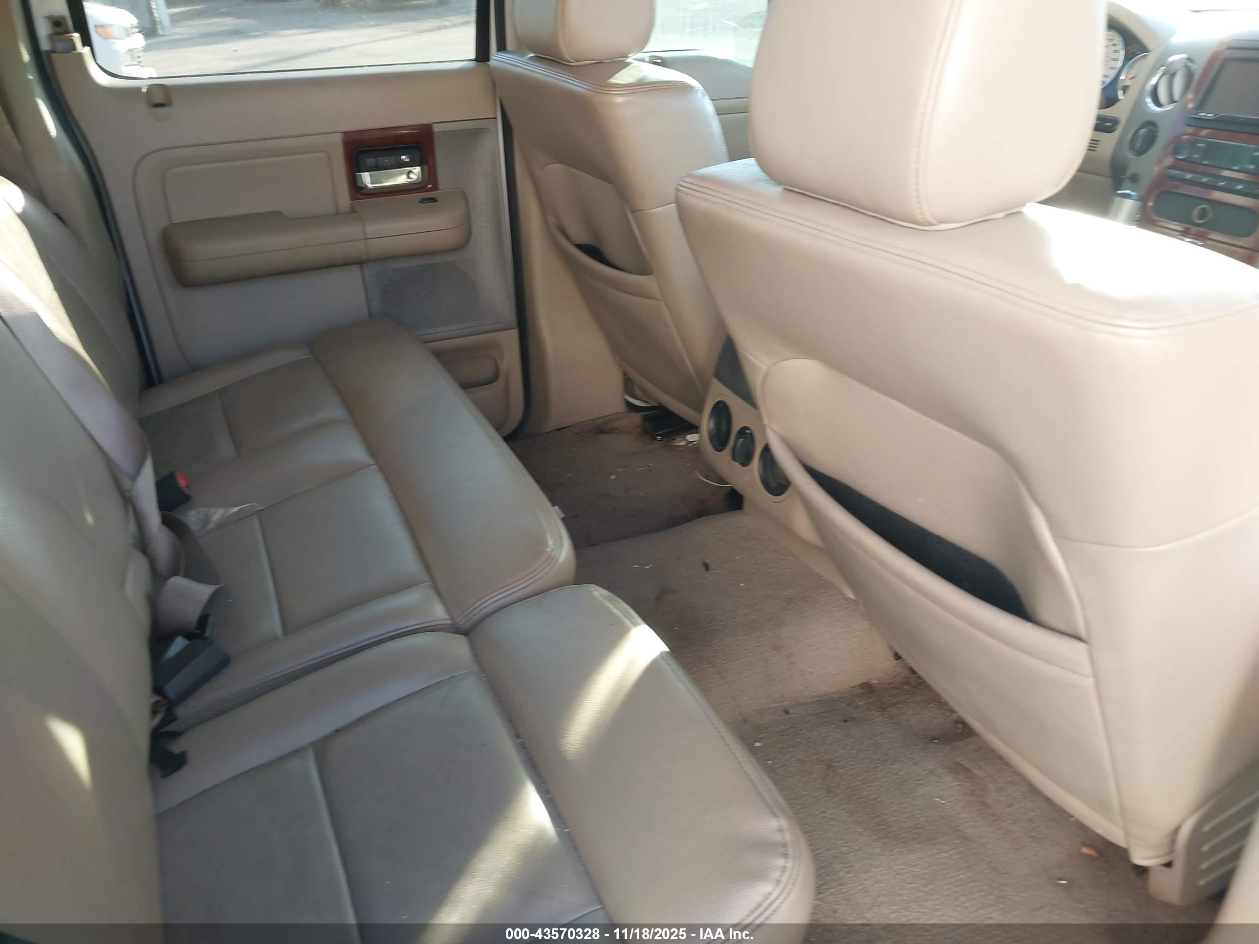 FORD F-150 image 8