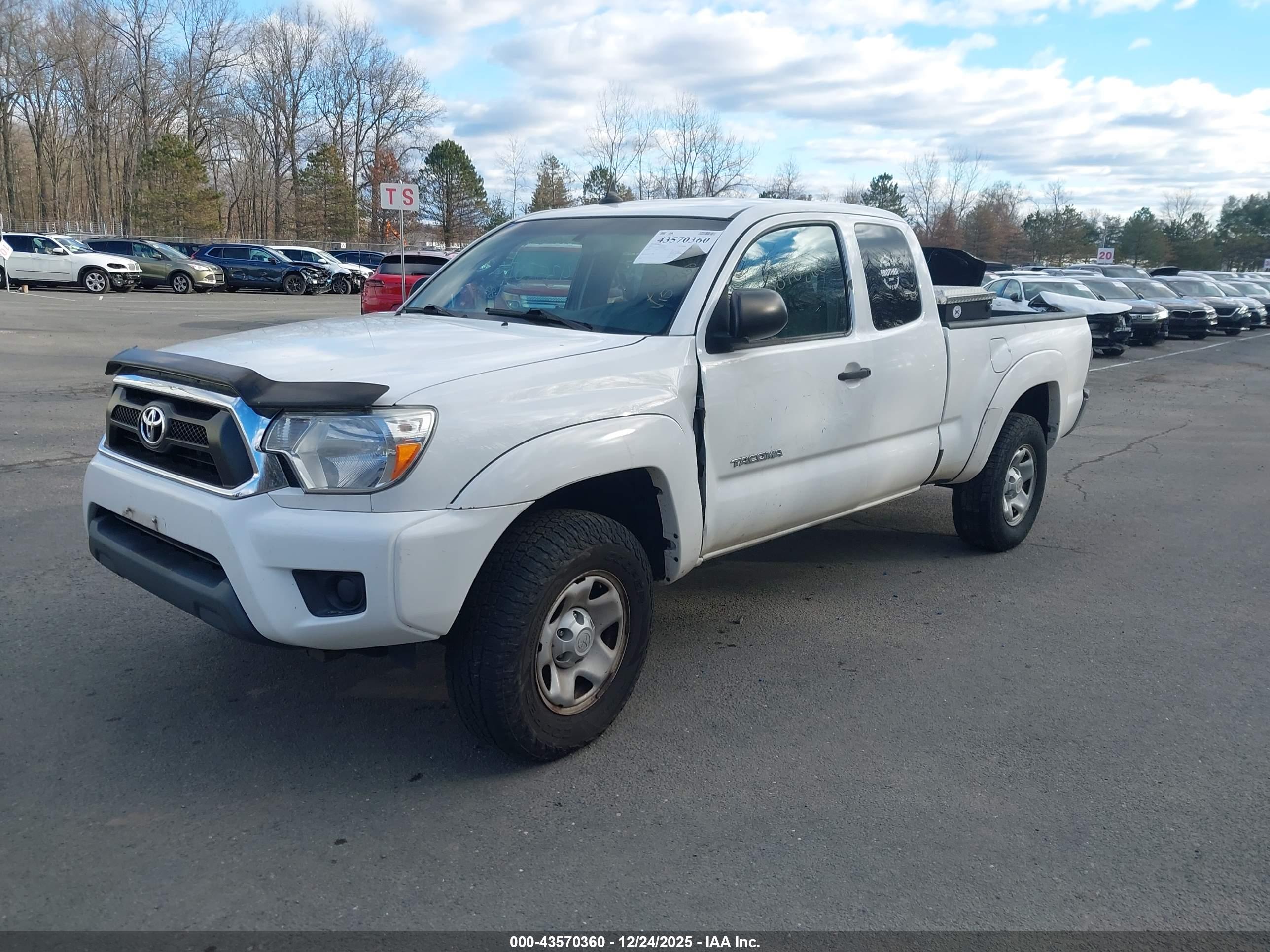 TOYOTA TACOMA image 2