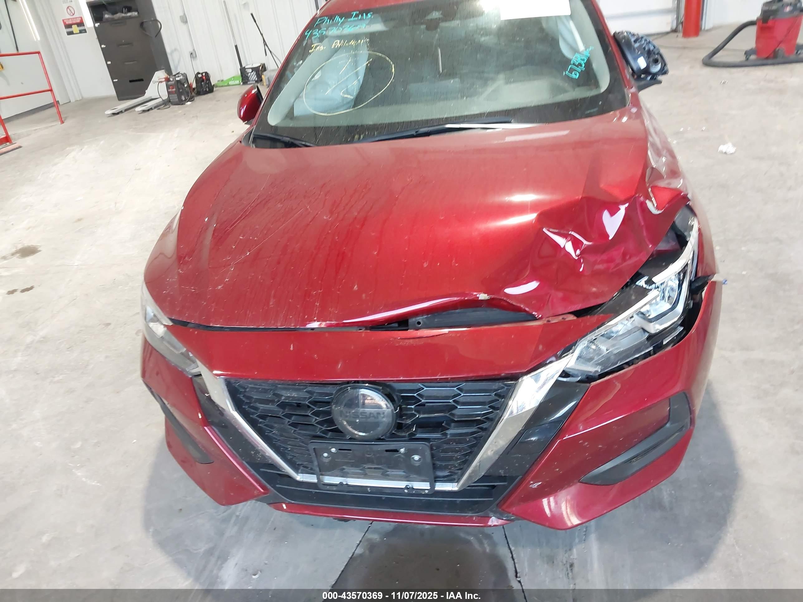 NISSAN SENTRA image 10