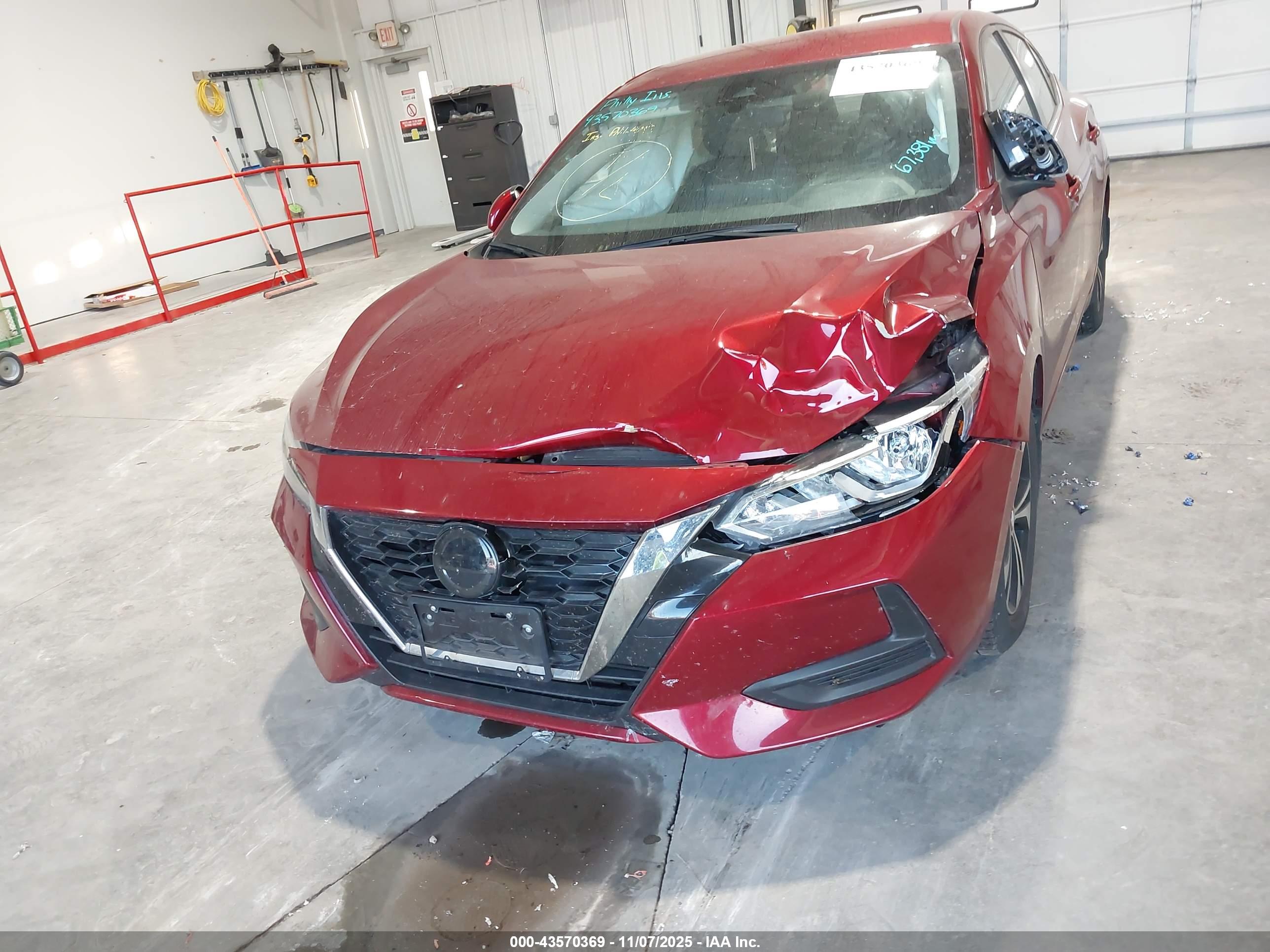 NISSAN SENTRA image 6