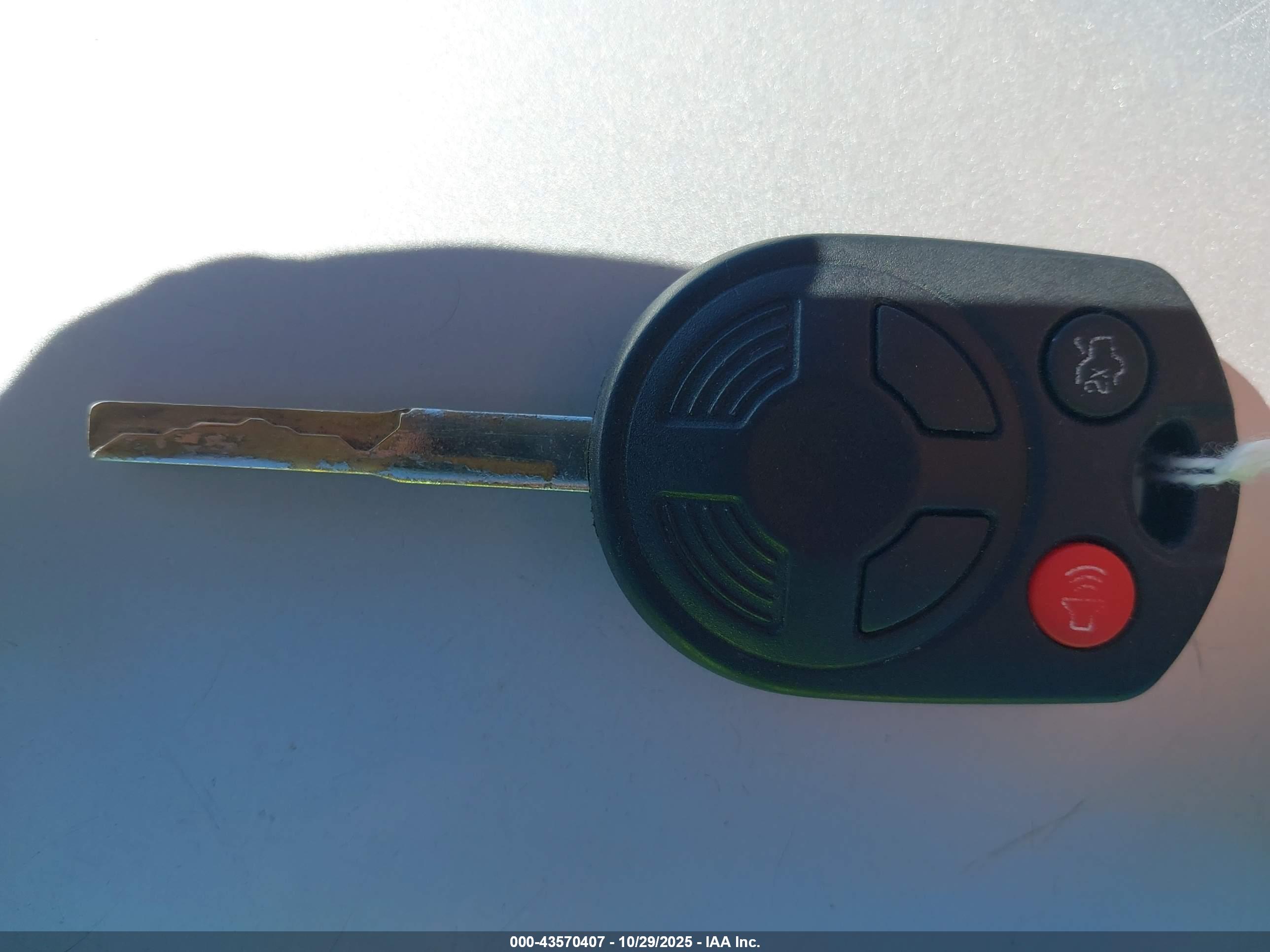 FORD FOCUS image 11