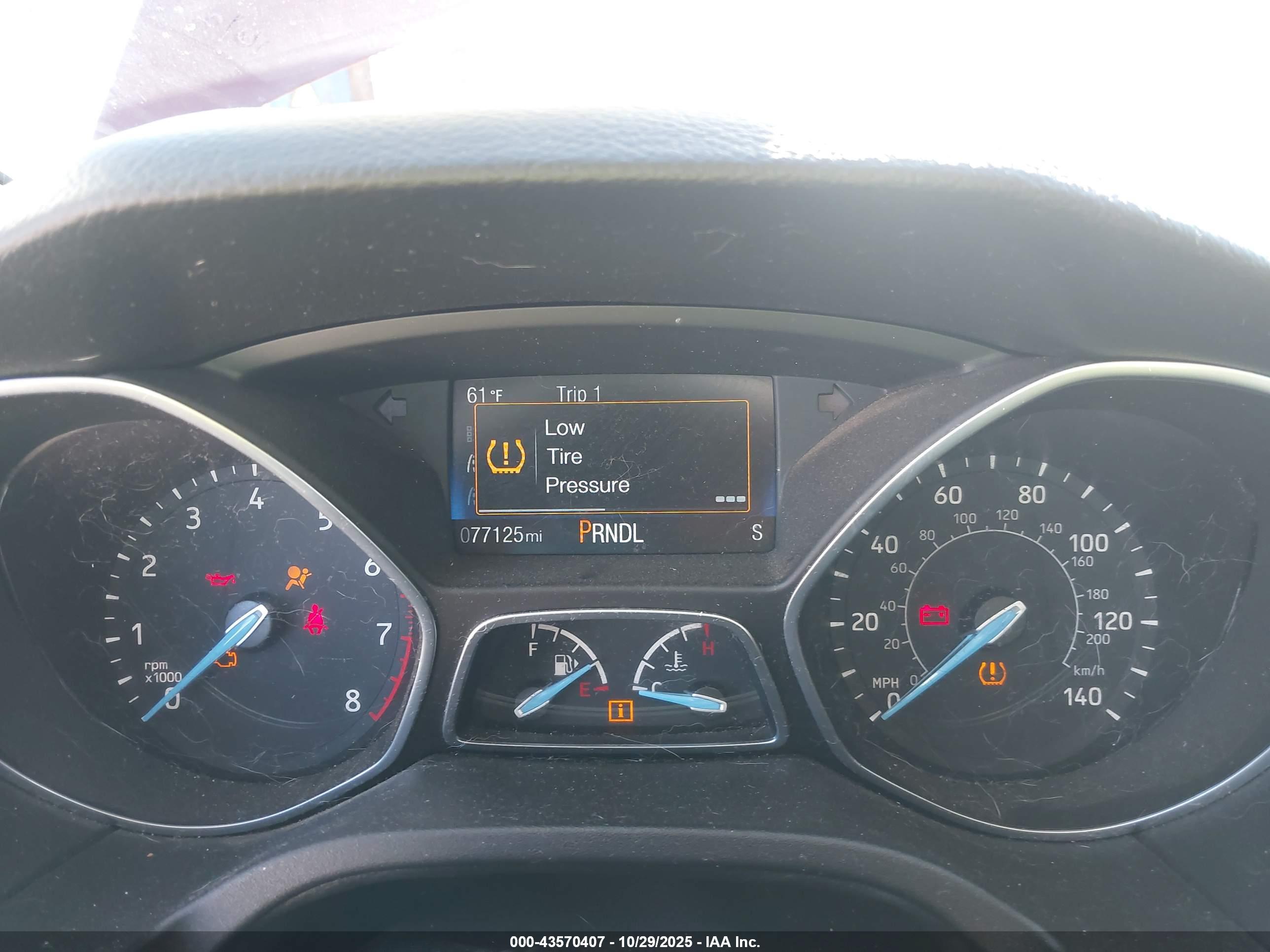 FORD FOCUS image 7