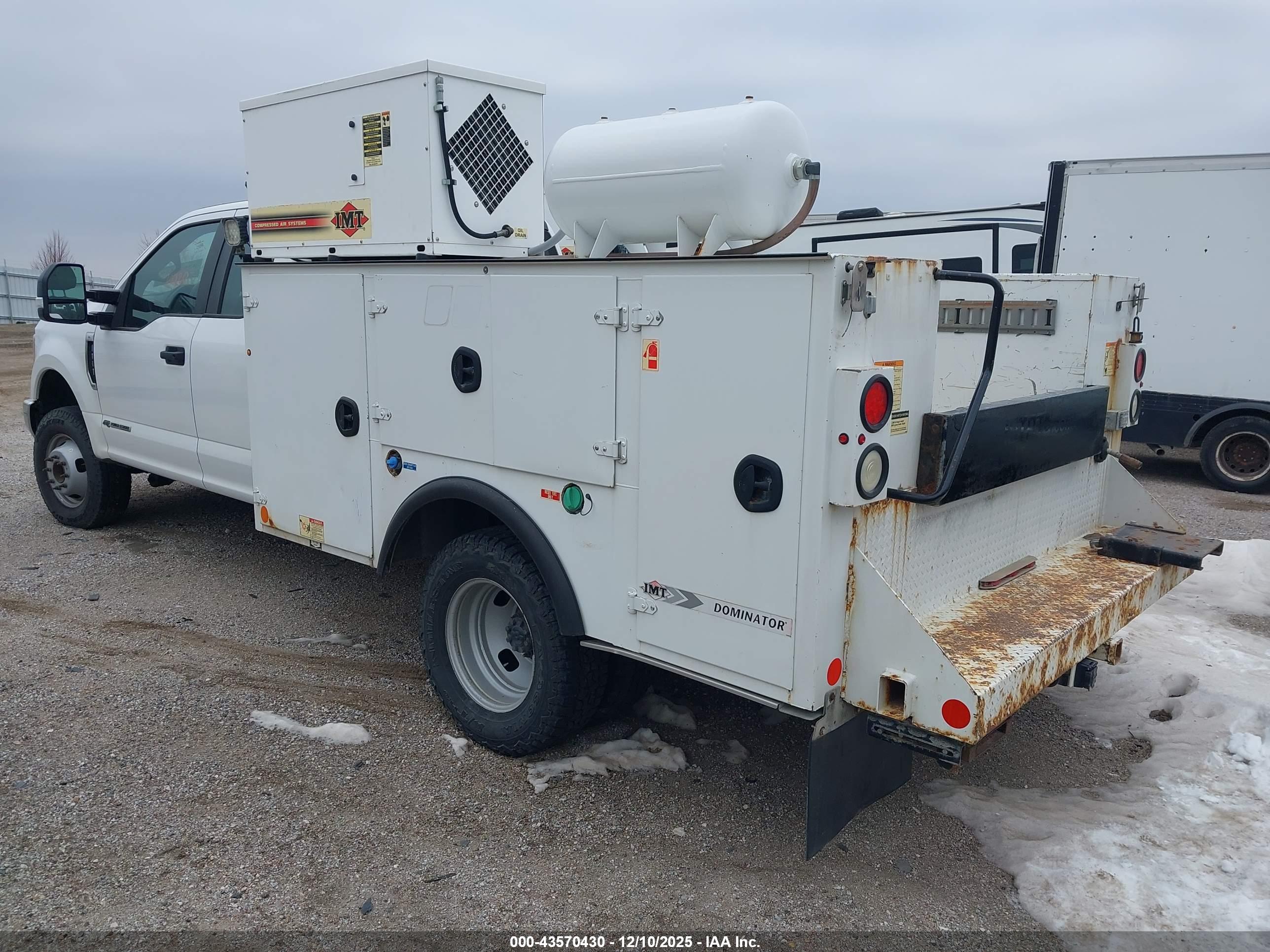 FORD F-350 image 3