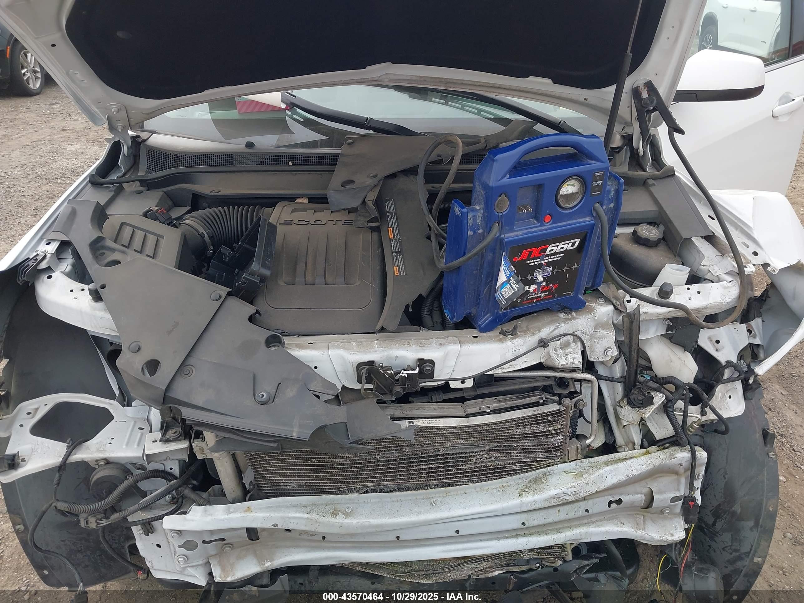 CHEVROLET EQUINOX image 10