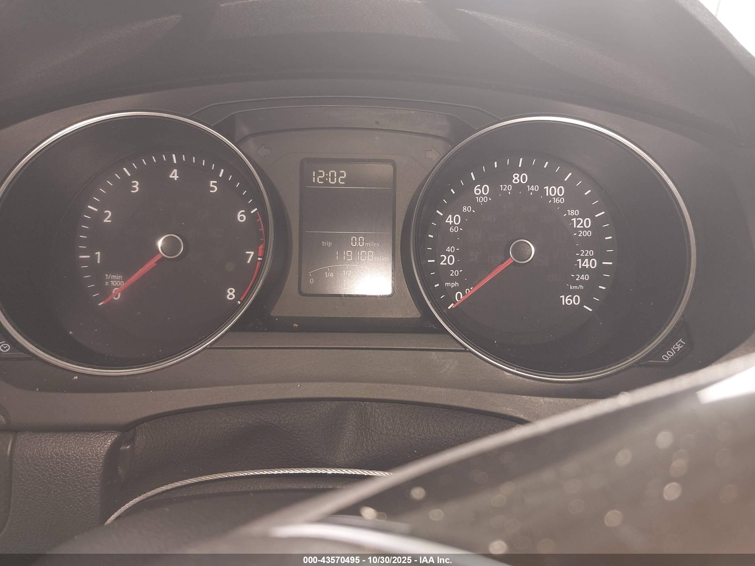 VOLKSWAGEN JETTA image 7