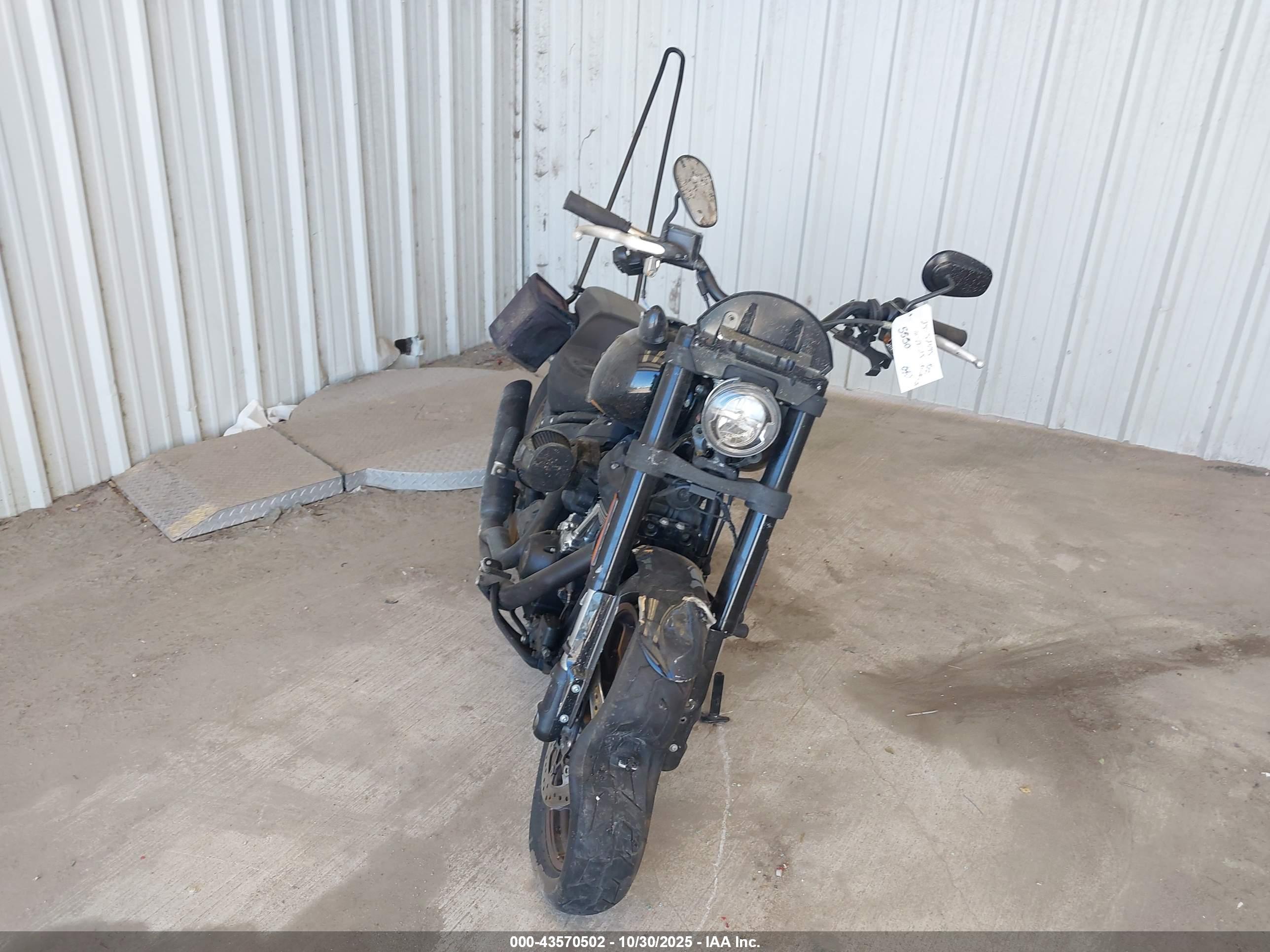 HARLEY-DAVIDSON FXLRS image 5