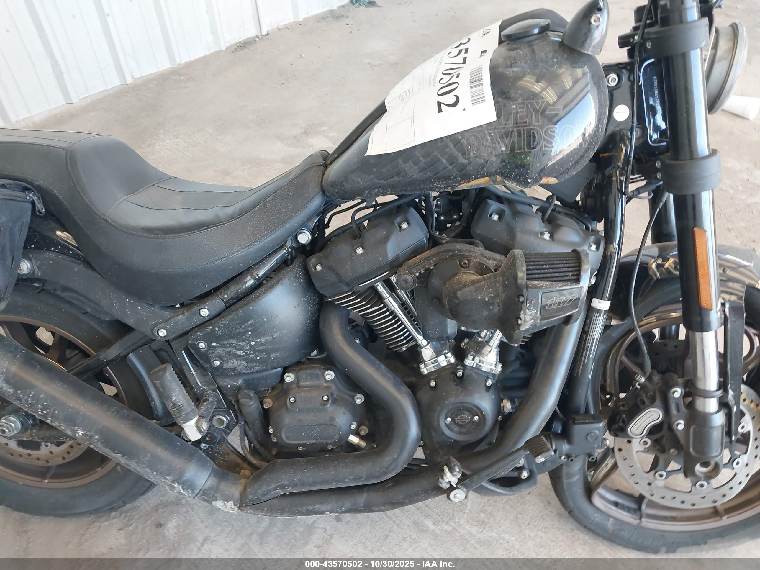 HARLEY-DAVIDSON FXLRS image 8
