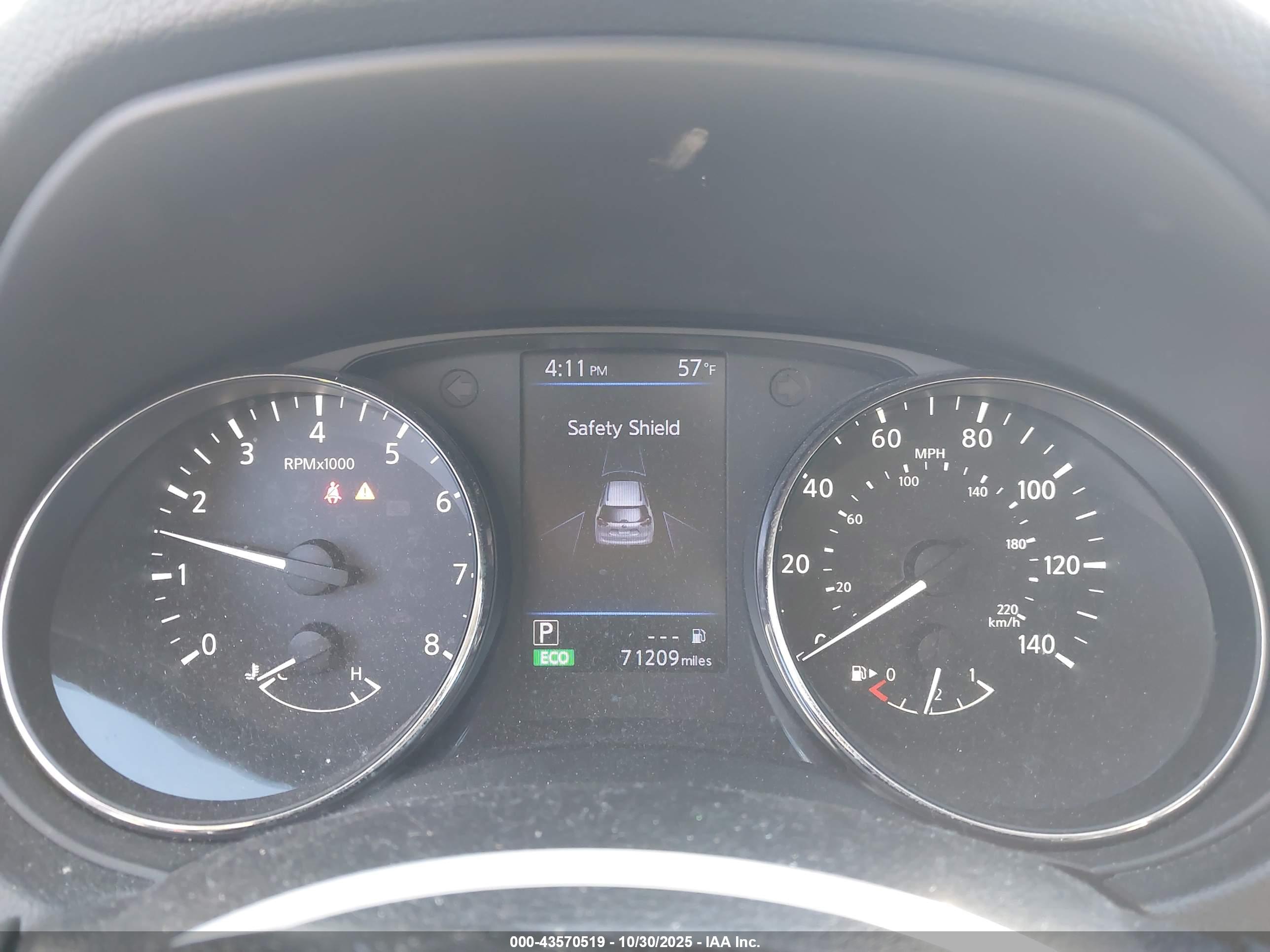 NISSAN ROGUE image 7