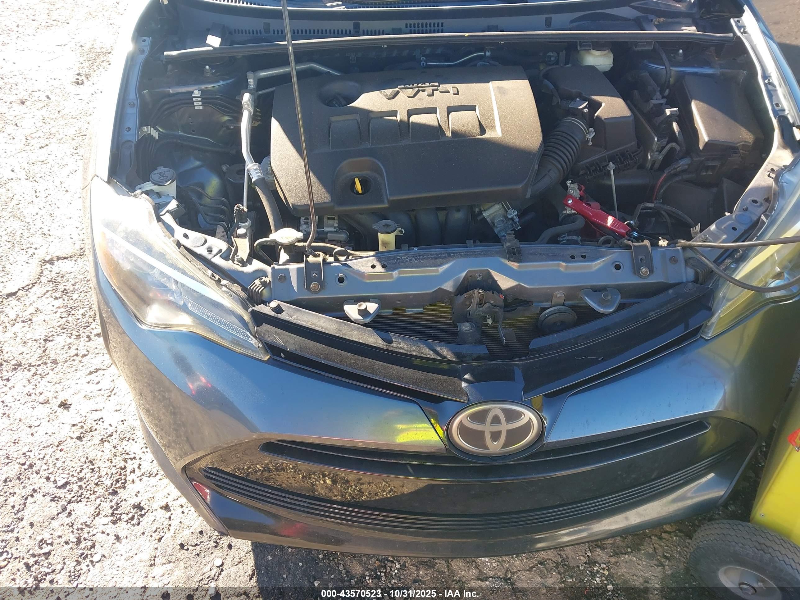 TOYOTA COROLLA image 10