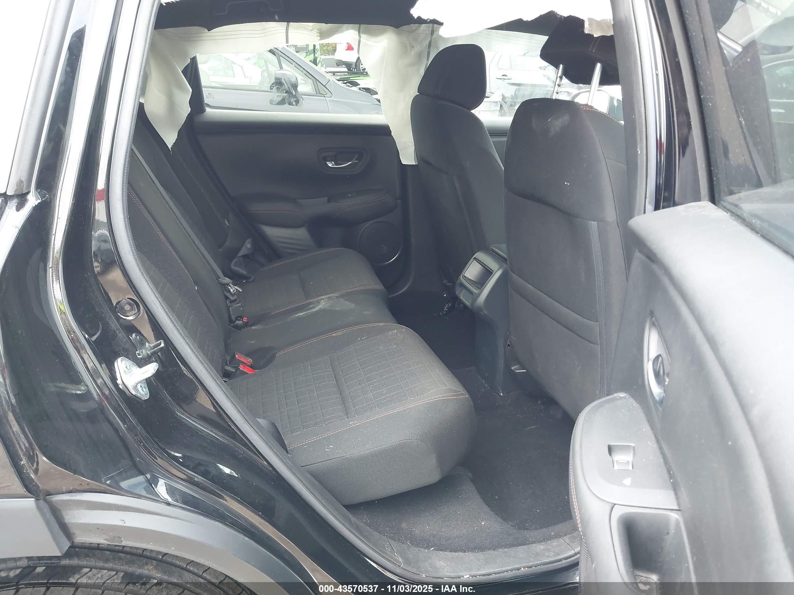 HONDA HR-V image 8