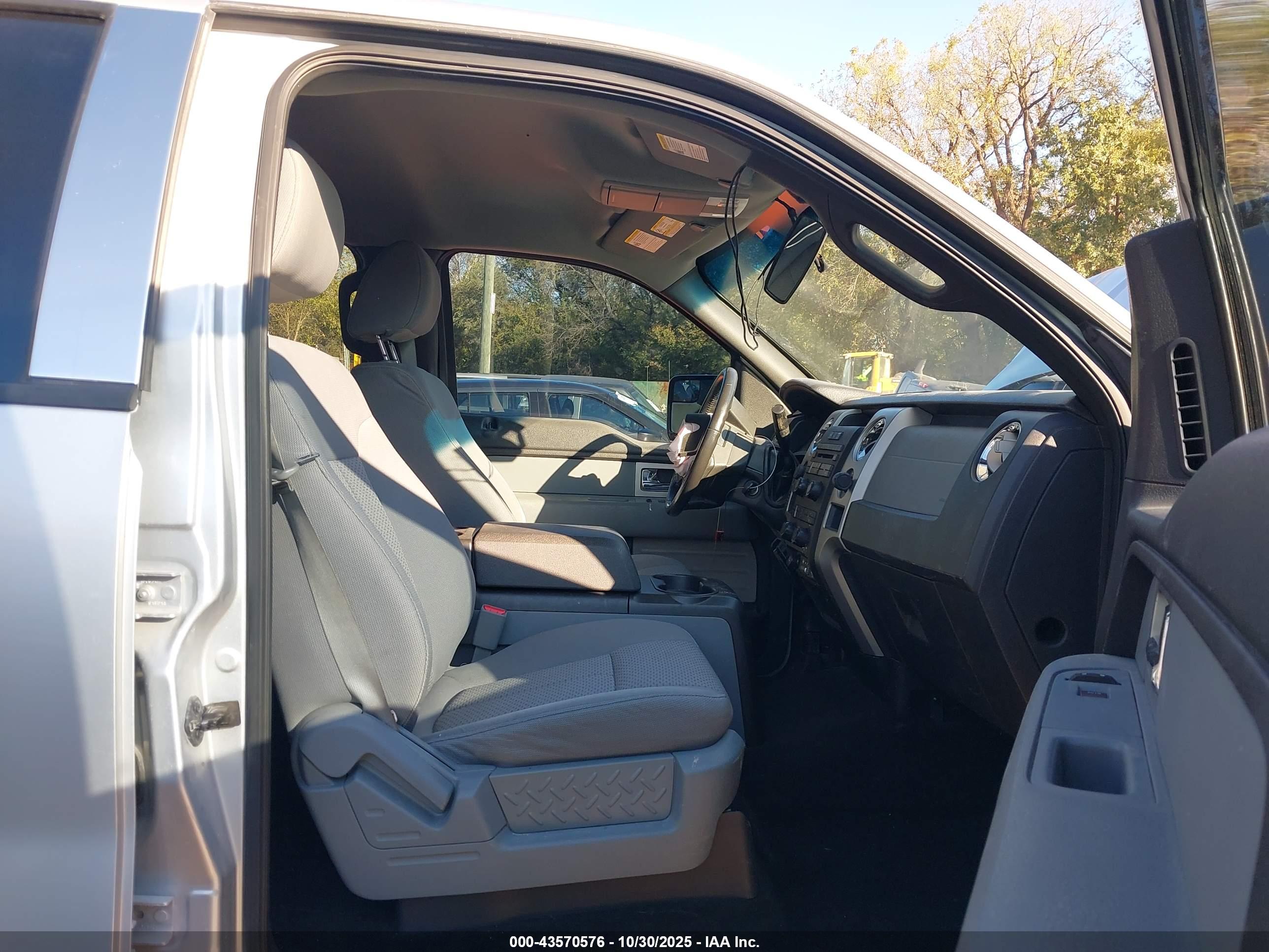 FORD F-150 image 5