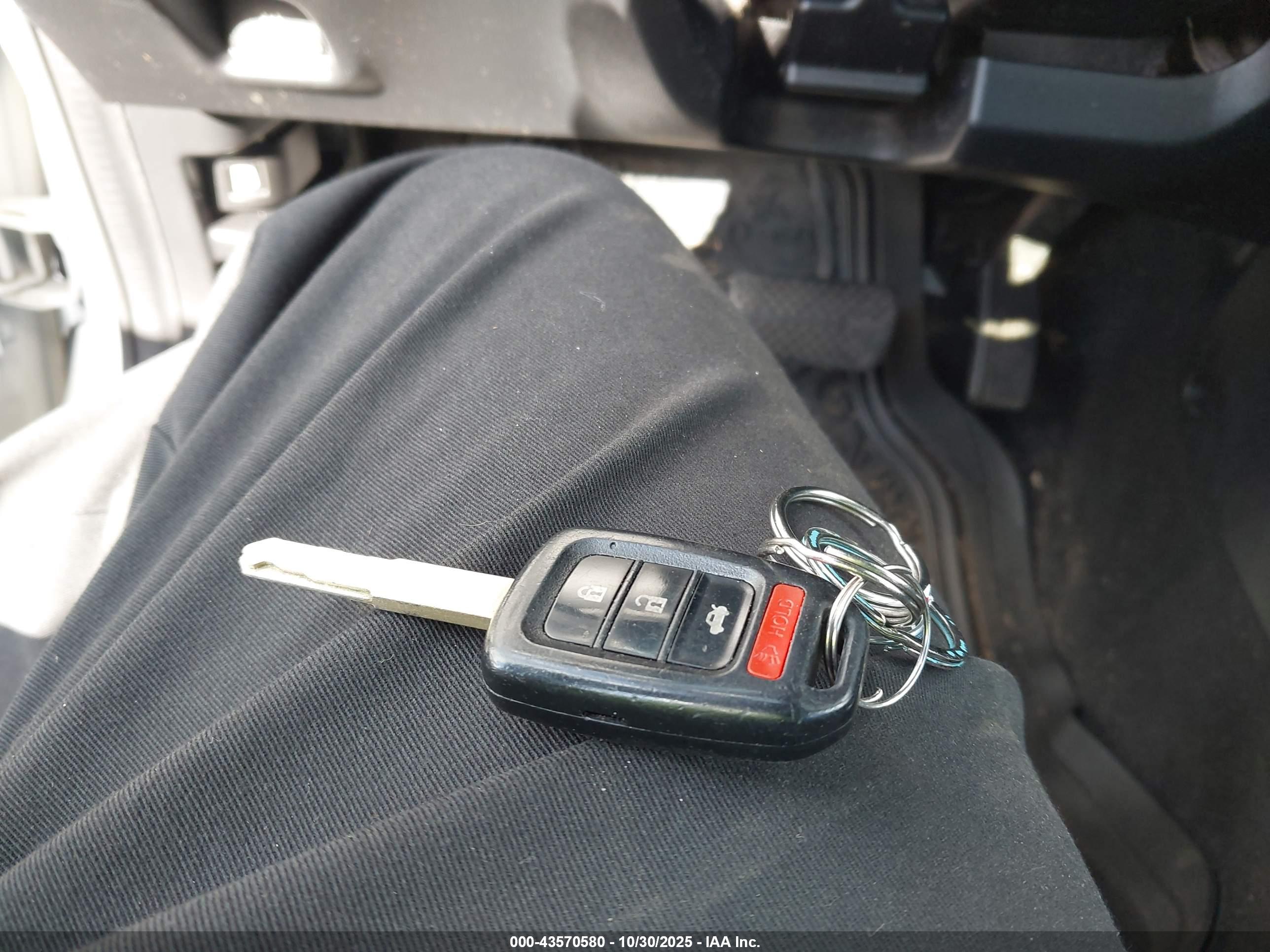 HONDA FIT image 11
