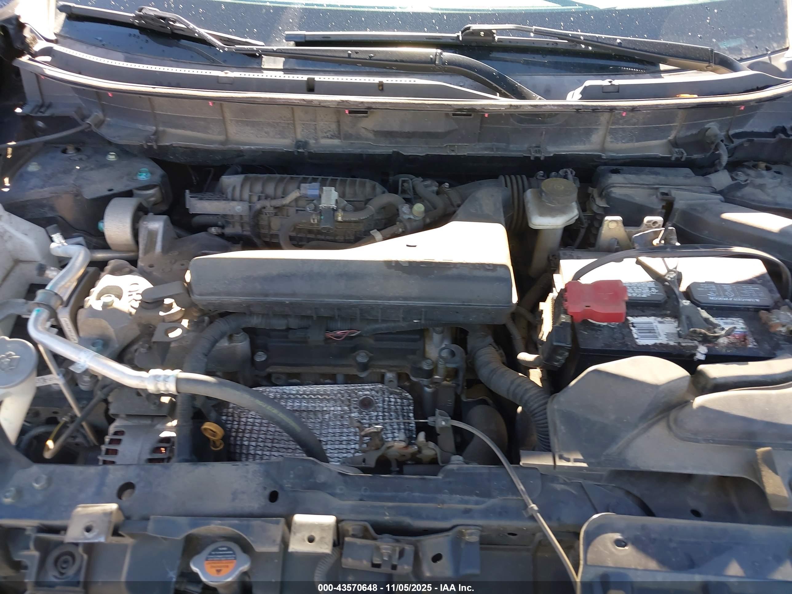 NISSAN ROGUE image 10