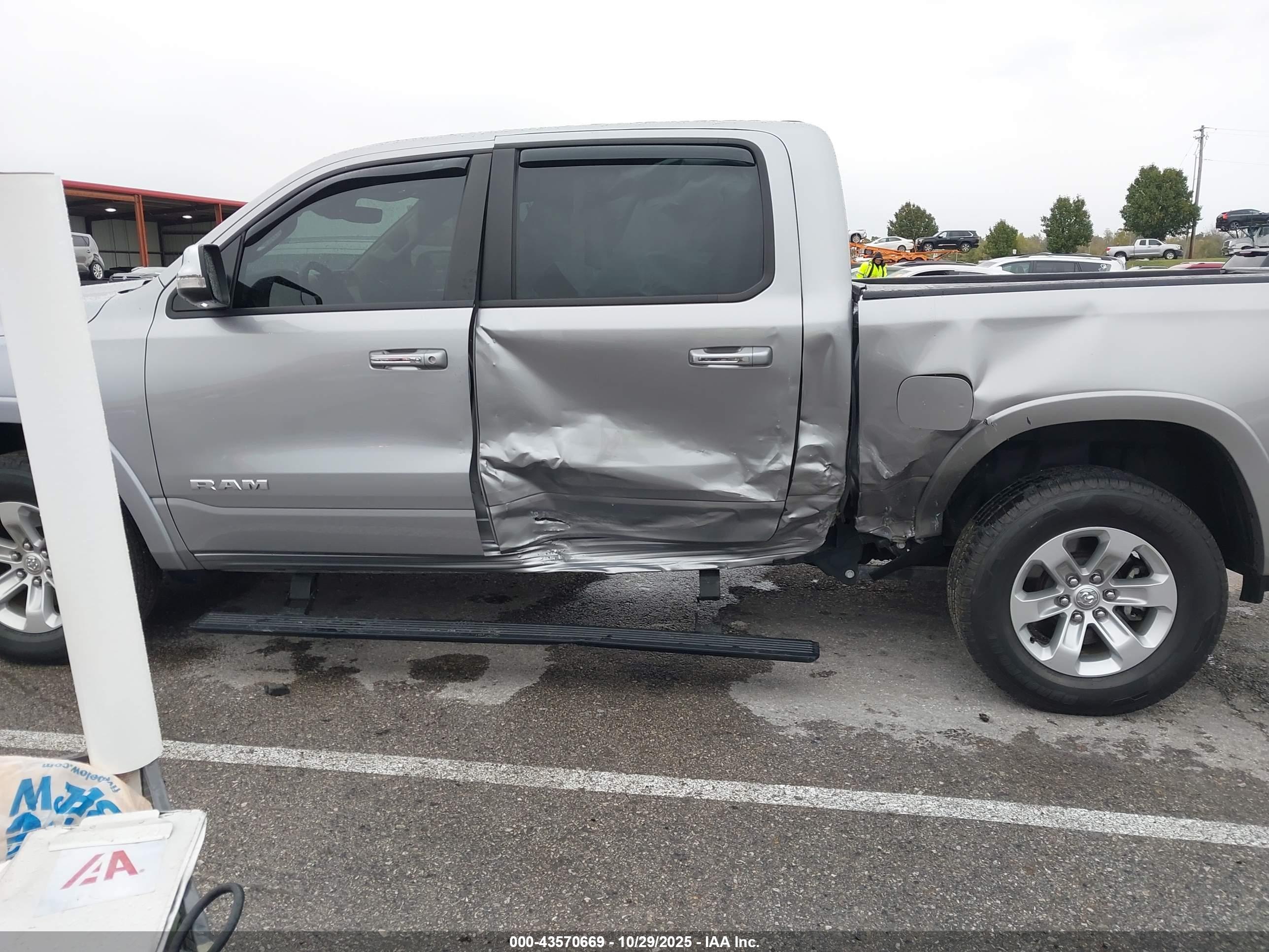 RAM 1500 image 6