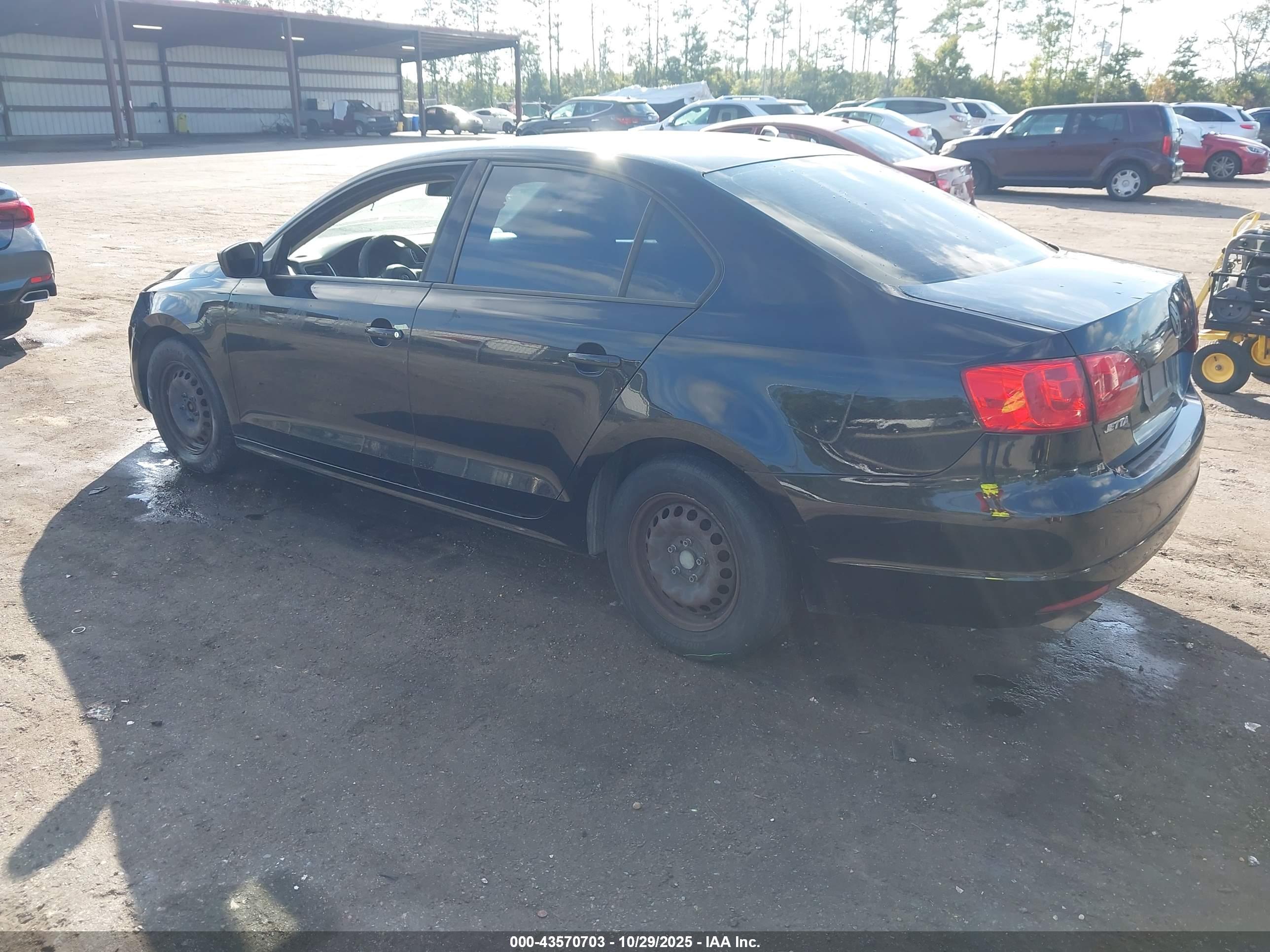 VOLKSWAGEN JETTA image 3