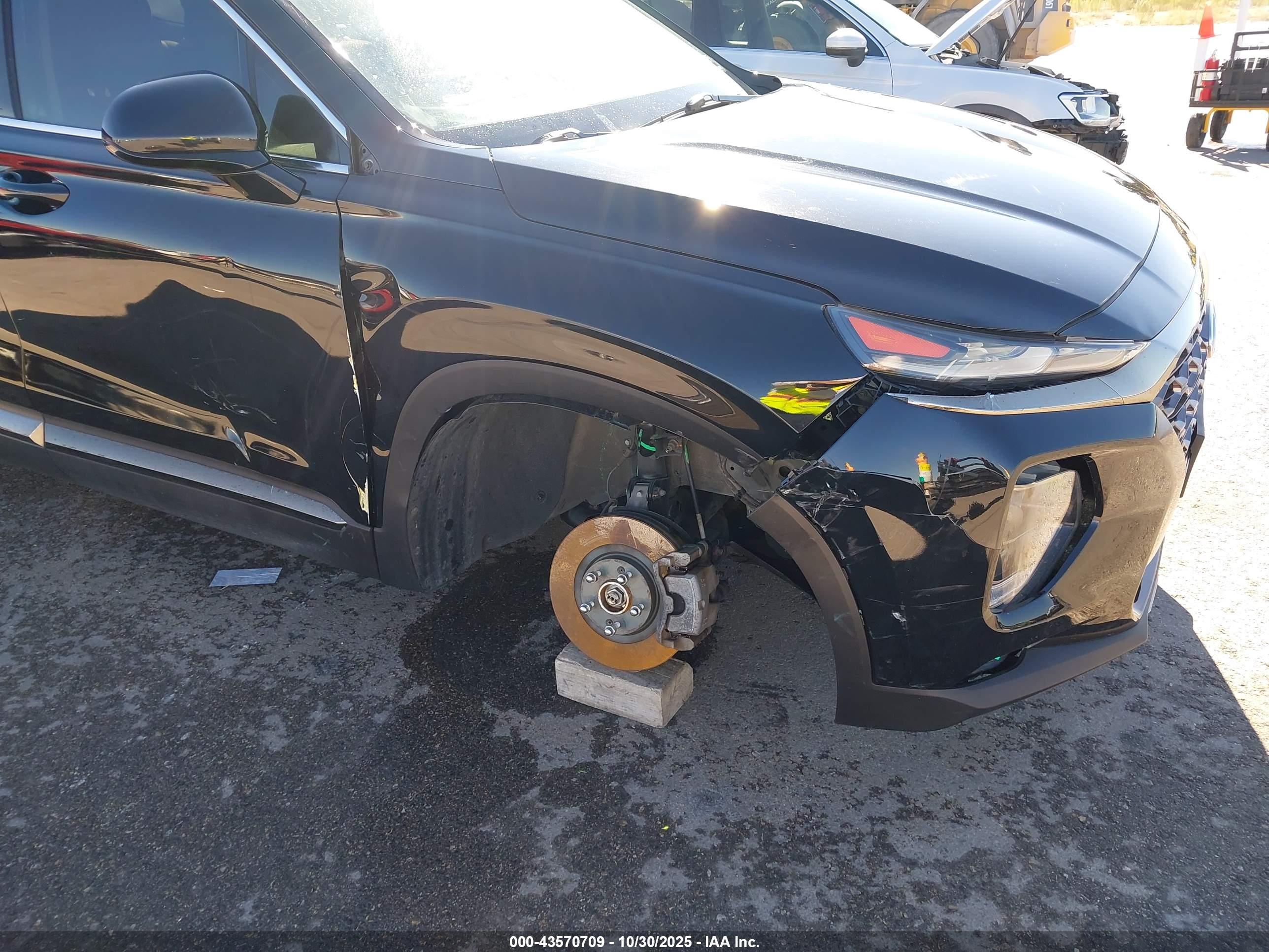 HYUNDAI SANTA image 6