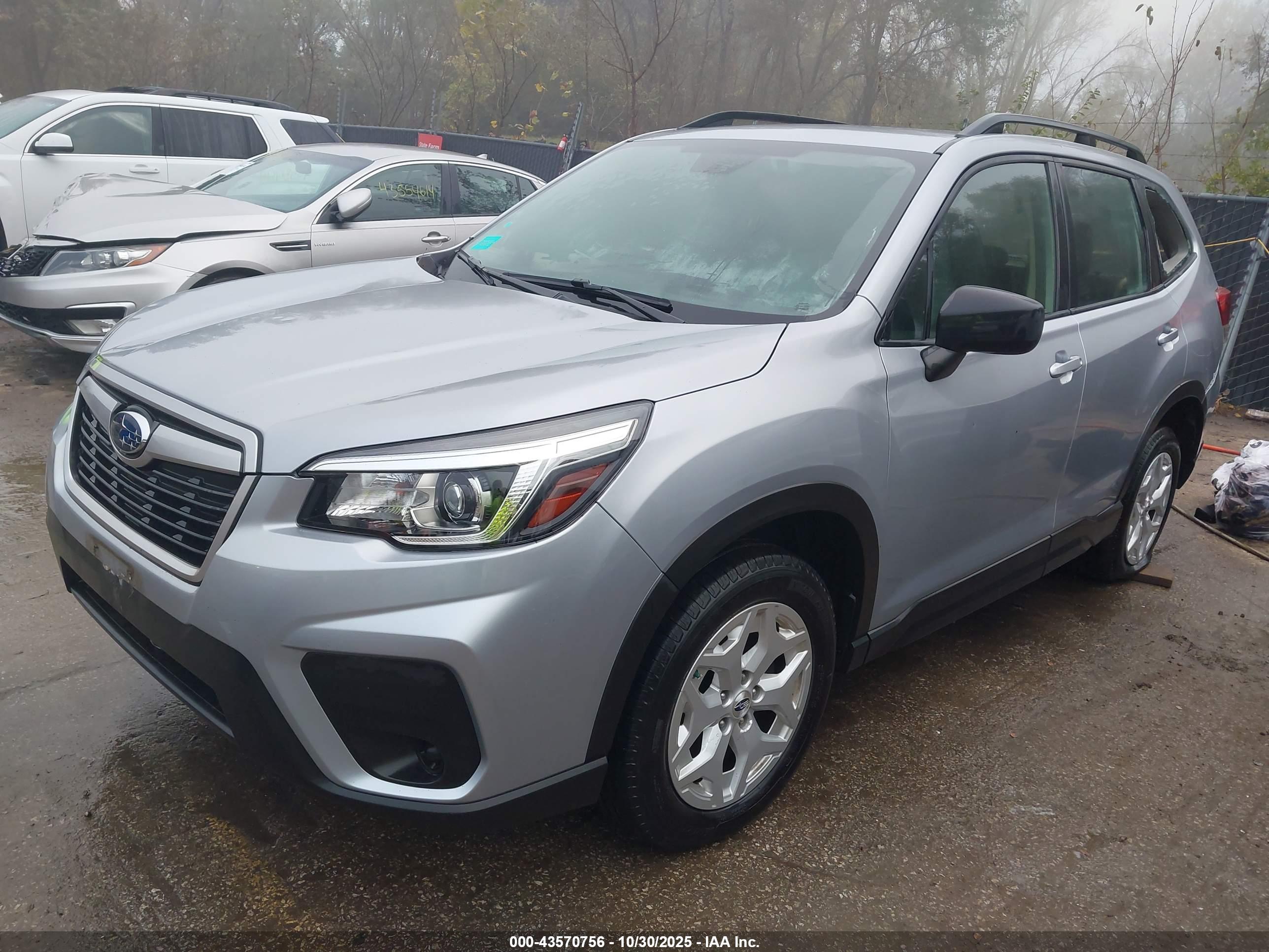 SUBARU FORESTER image 2