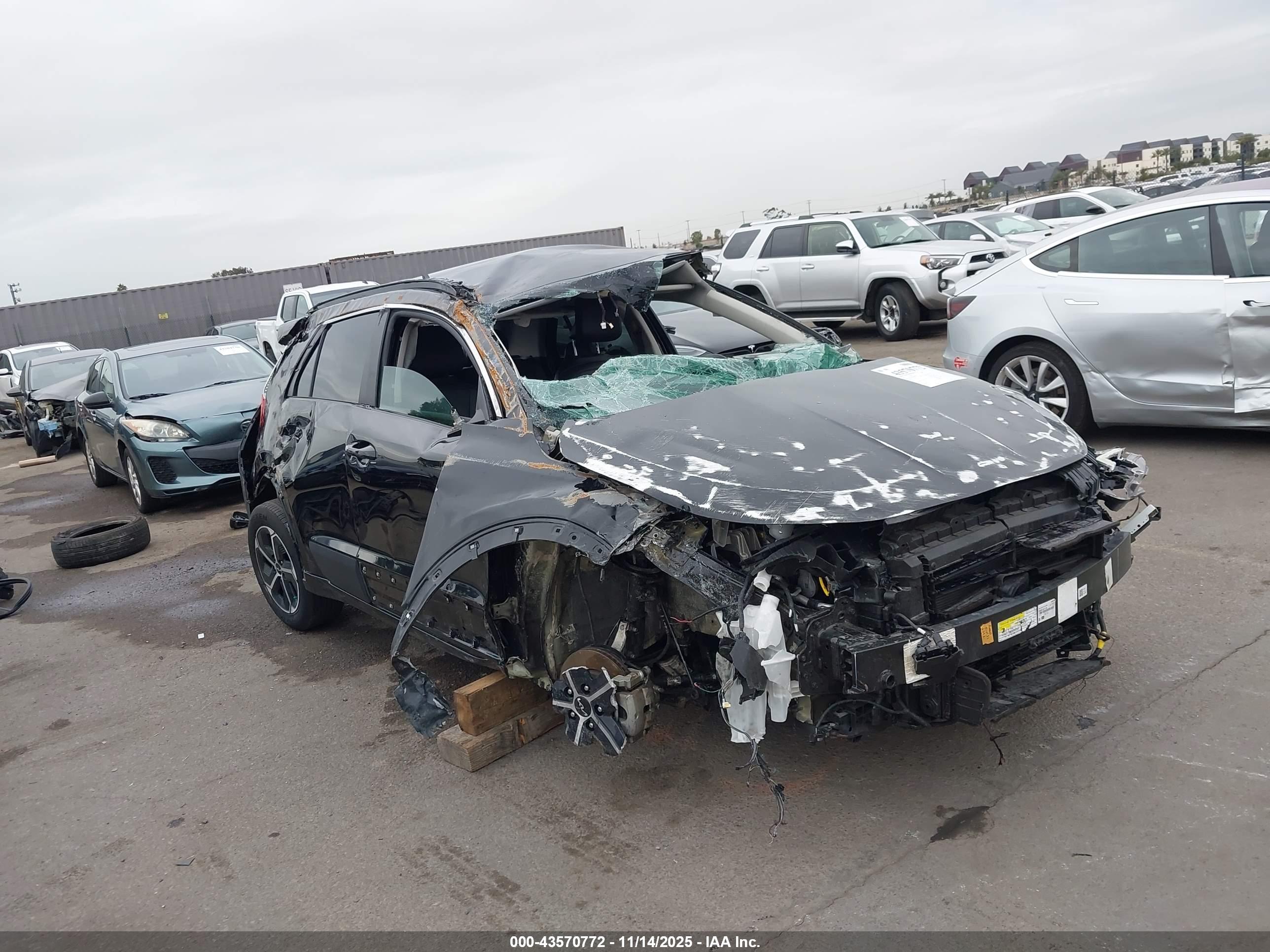 KIA NIRO image 6