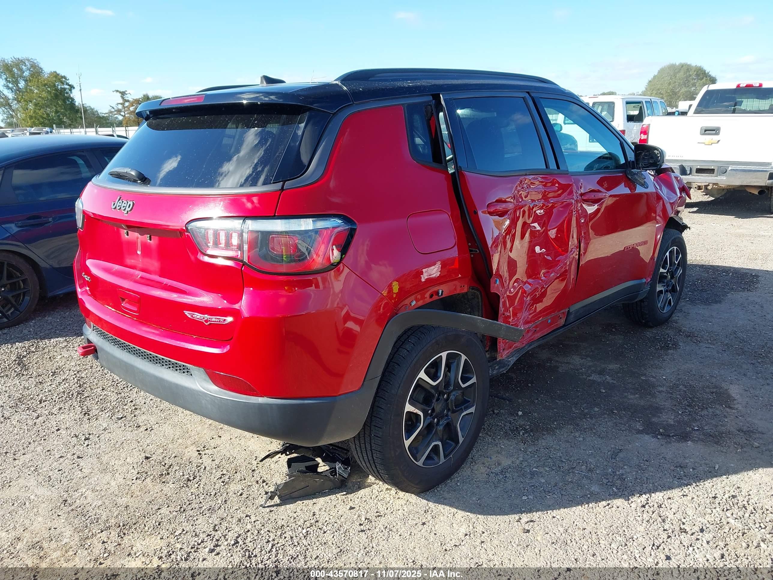 JEEP COMPASS image 4