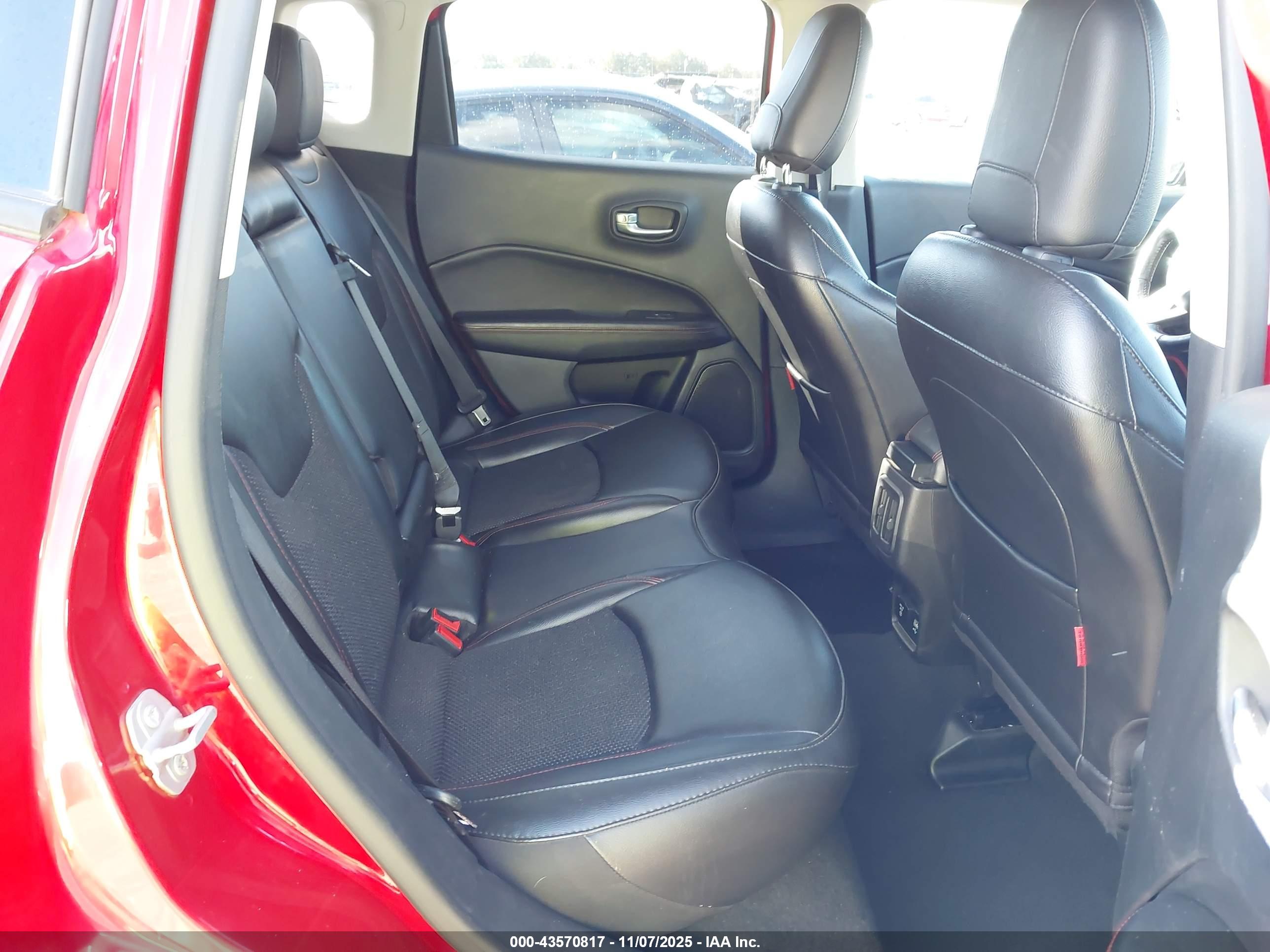 JEEP COMPASS image 8