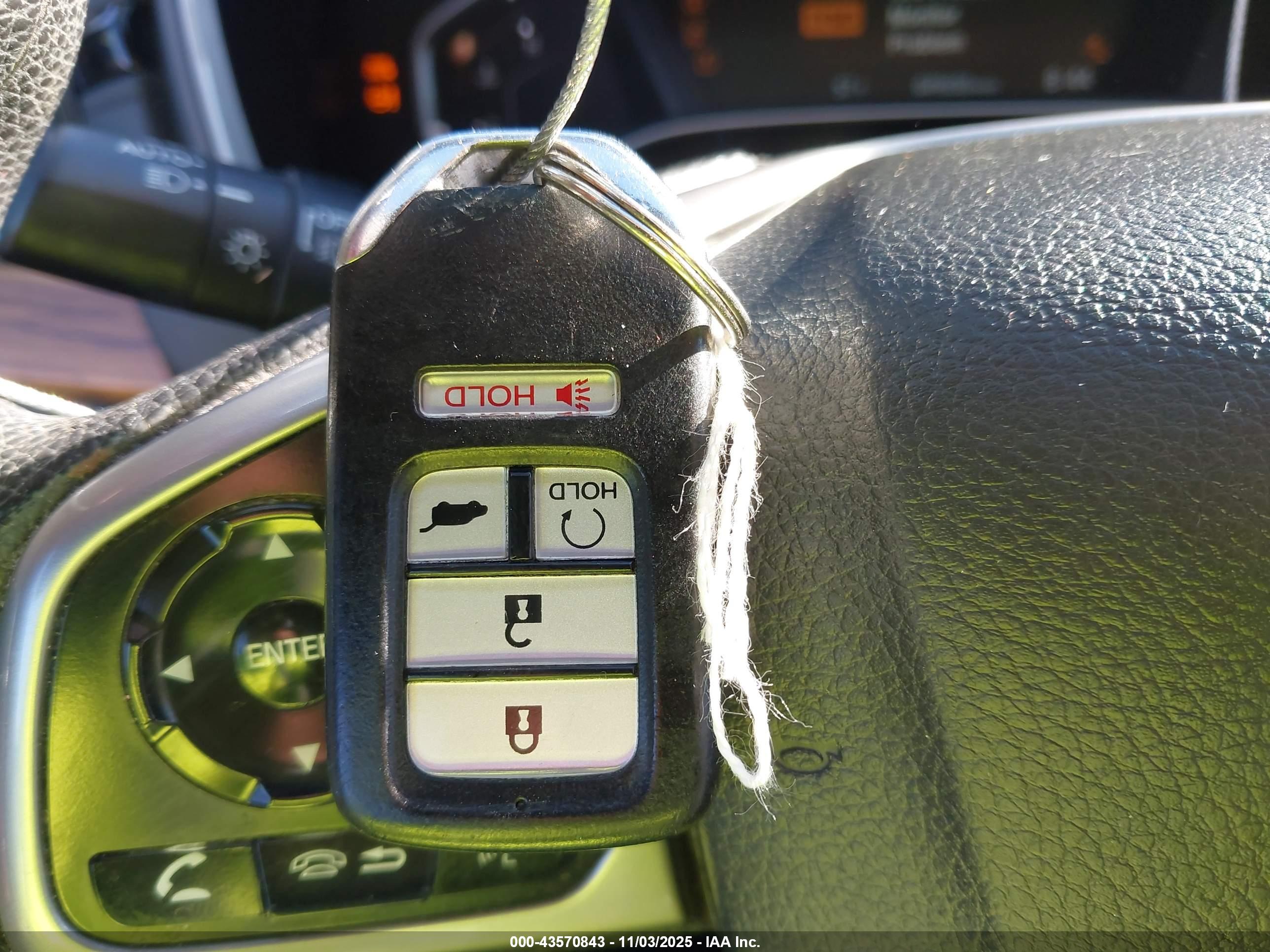 HONDA CR-V image 11