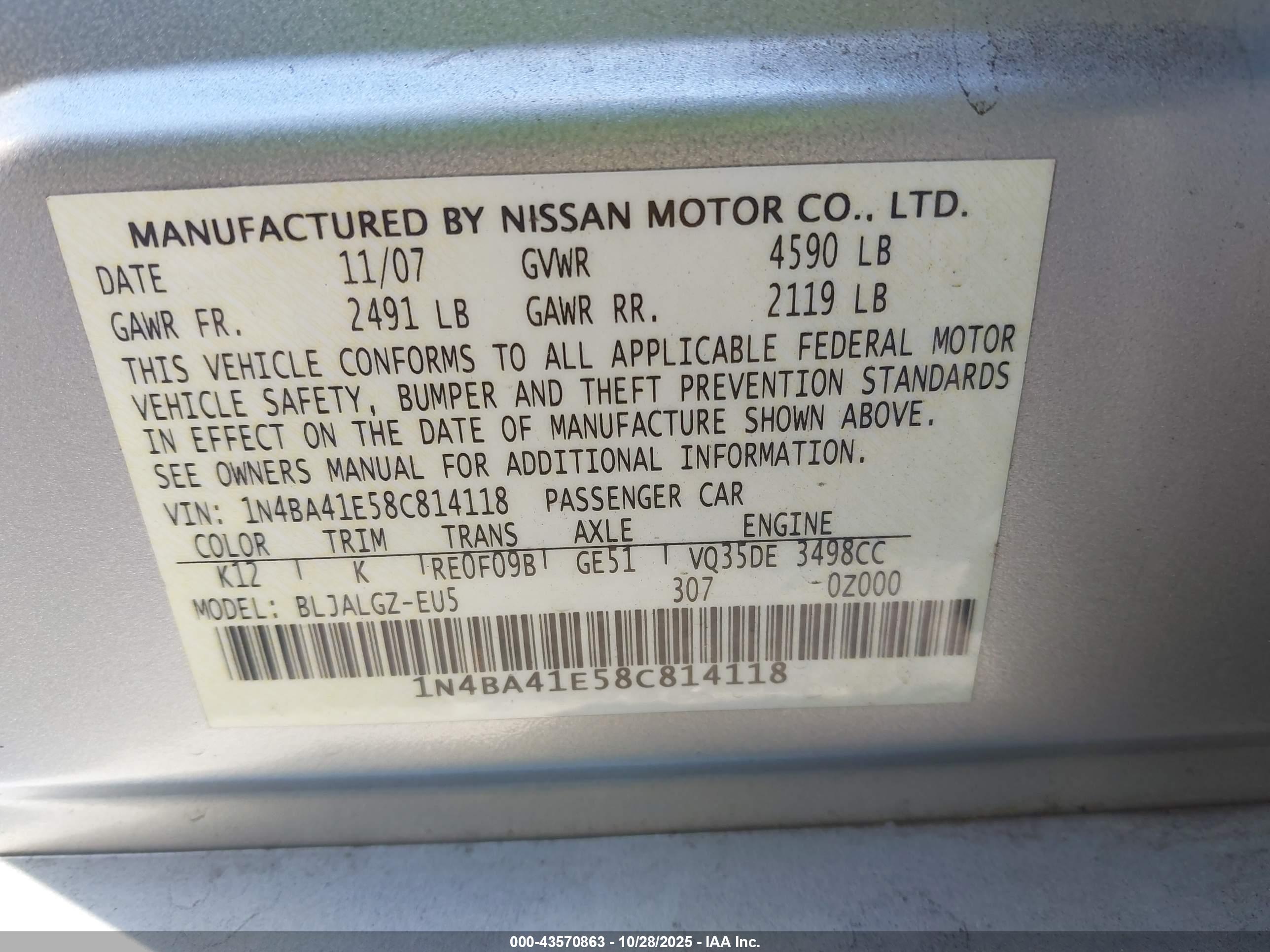 NISSAN MAXIMA image 9