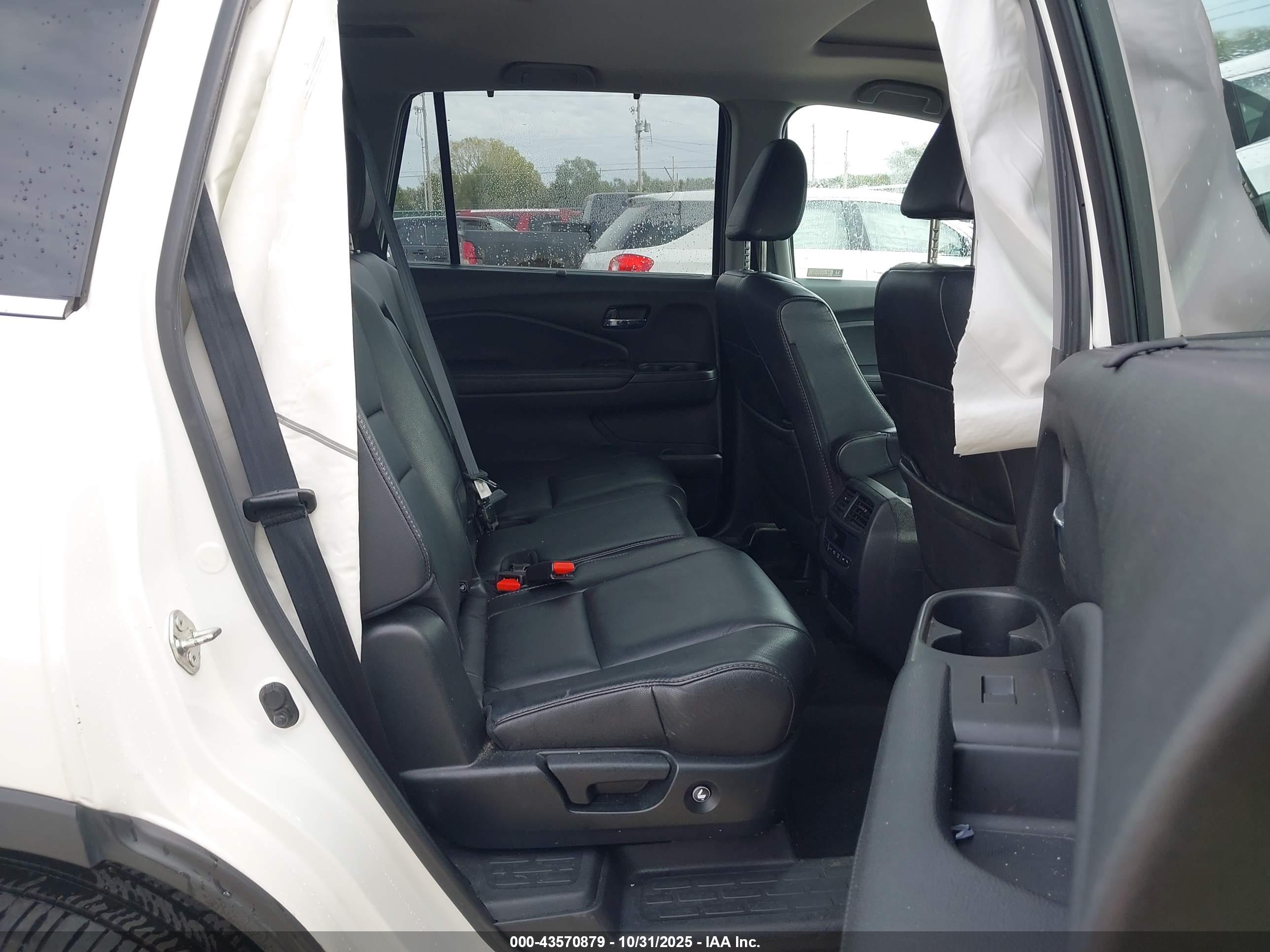 HONDA PILOT image 8