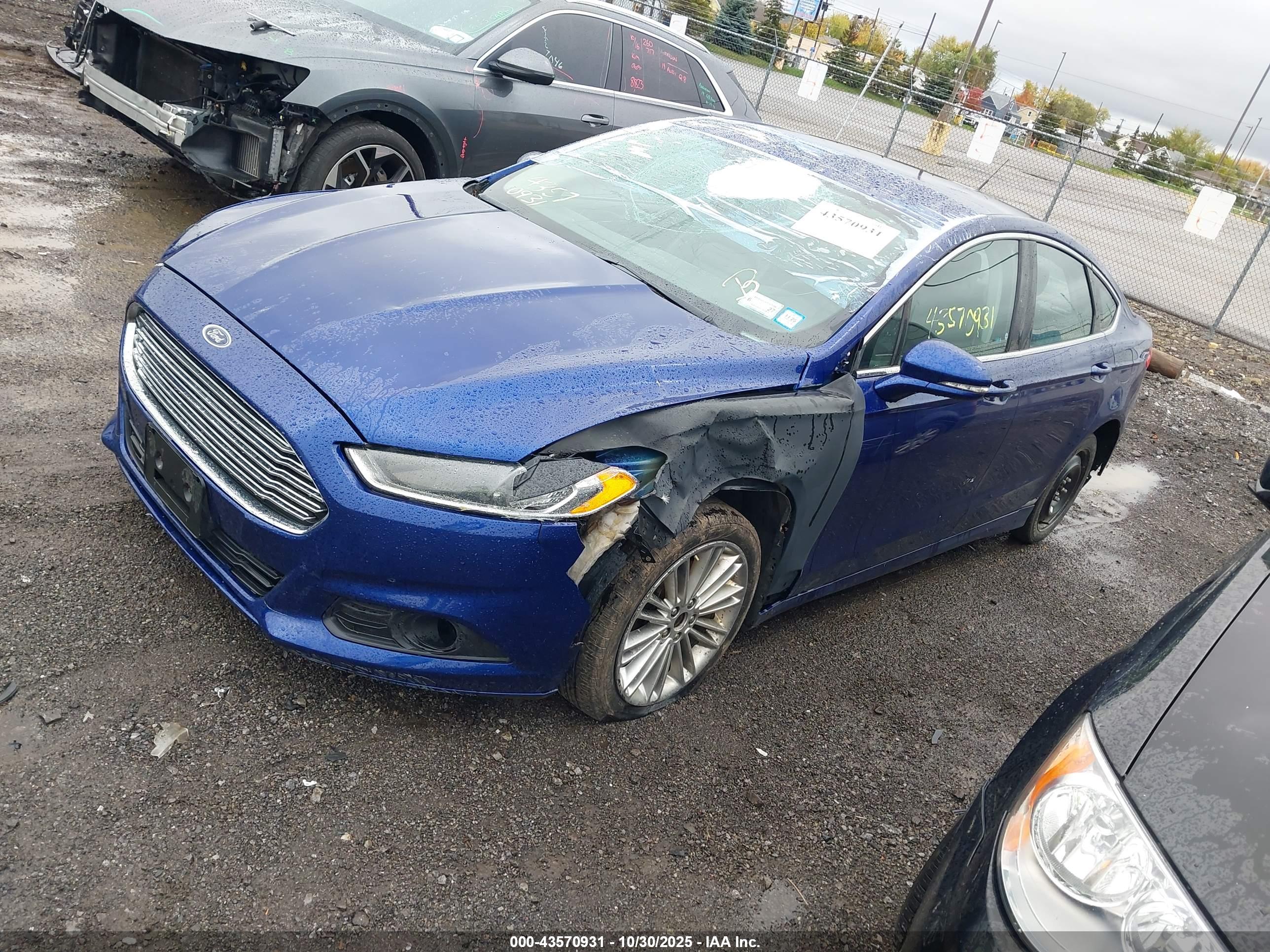 FORD FUSION image 2