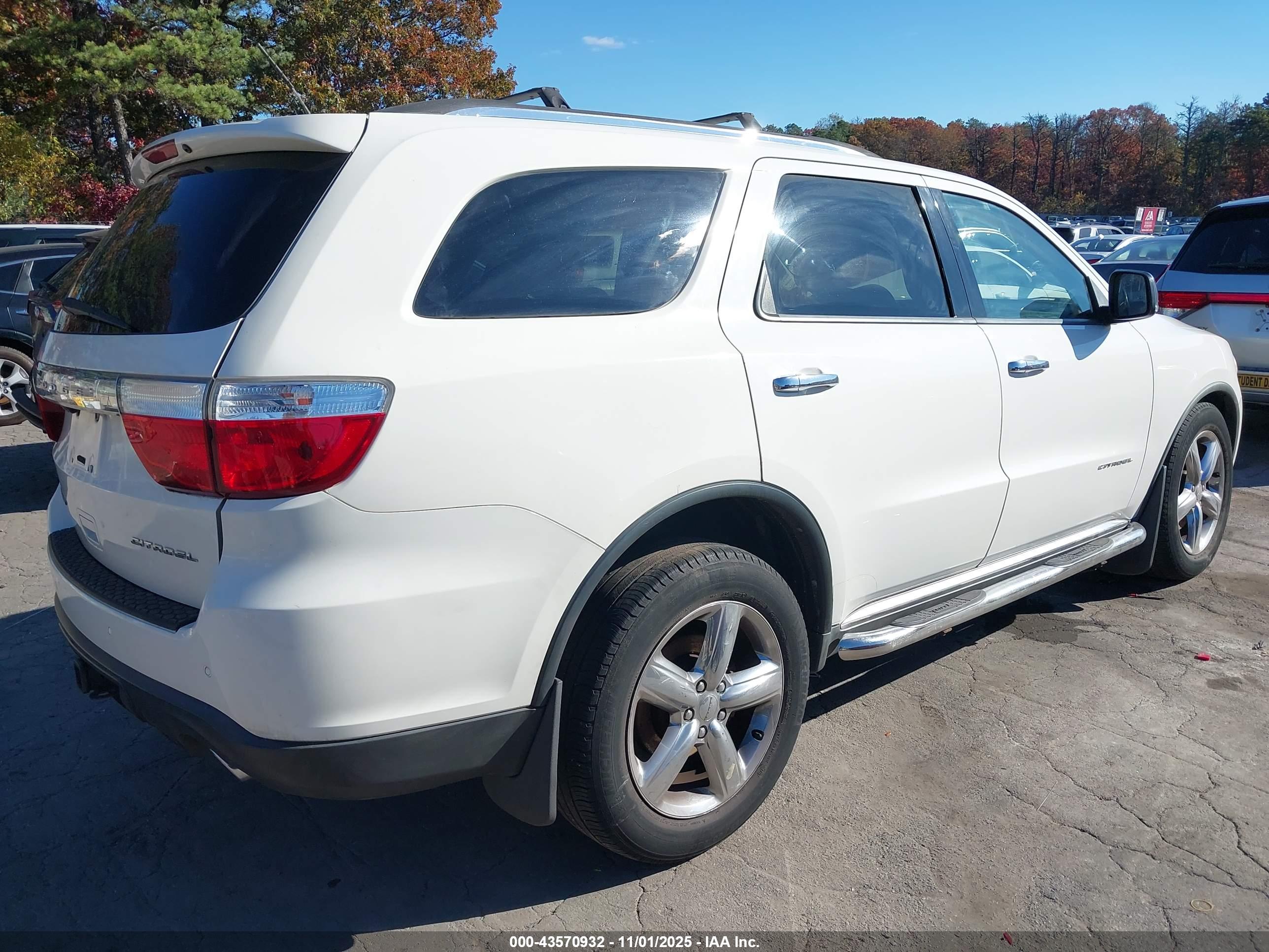 DODGE DURANGO image 4