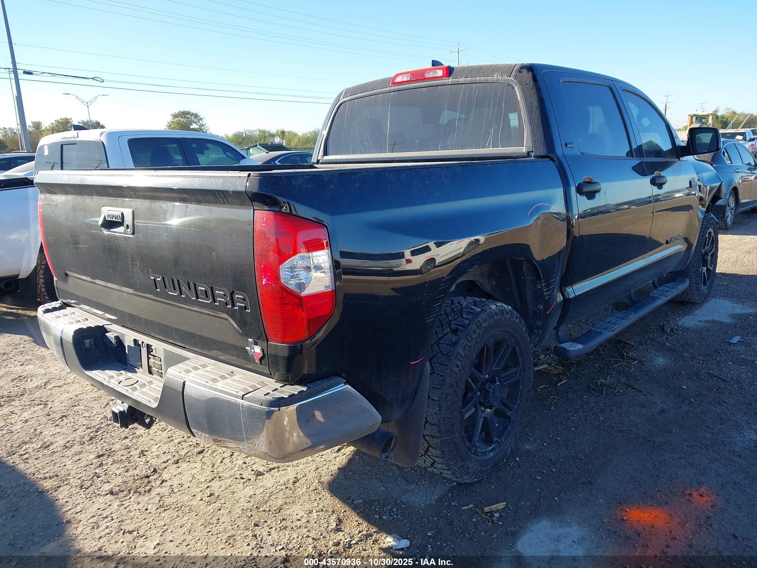 TOYOTA TUNDRA image 4