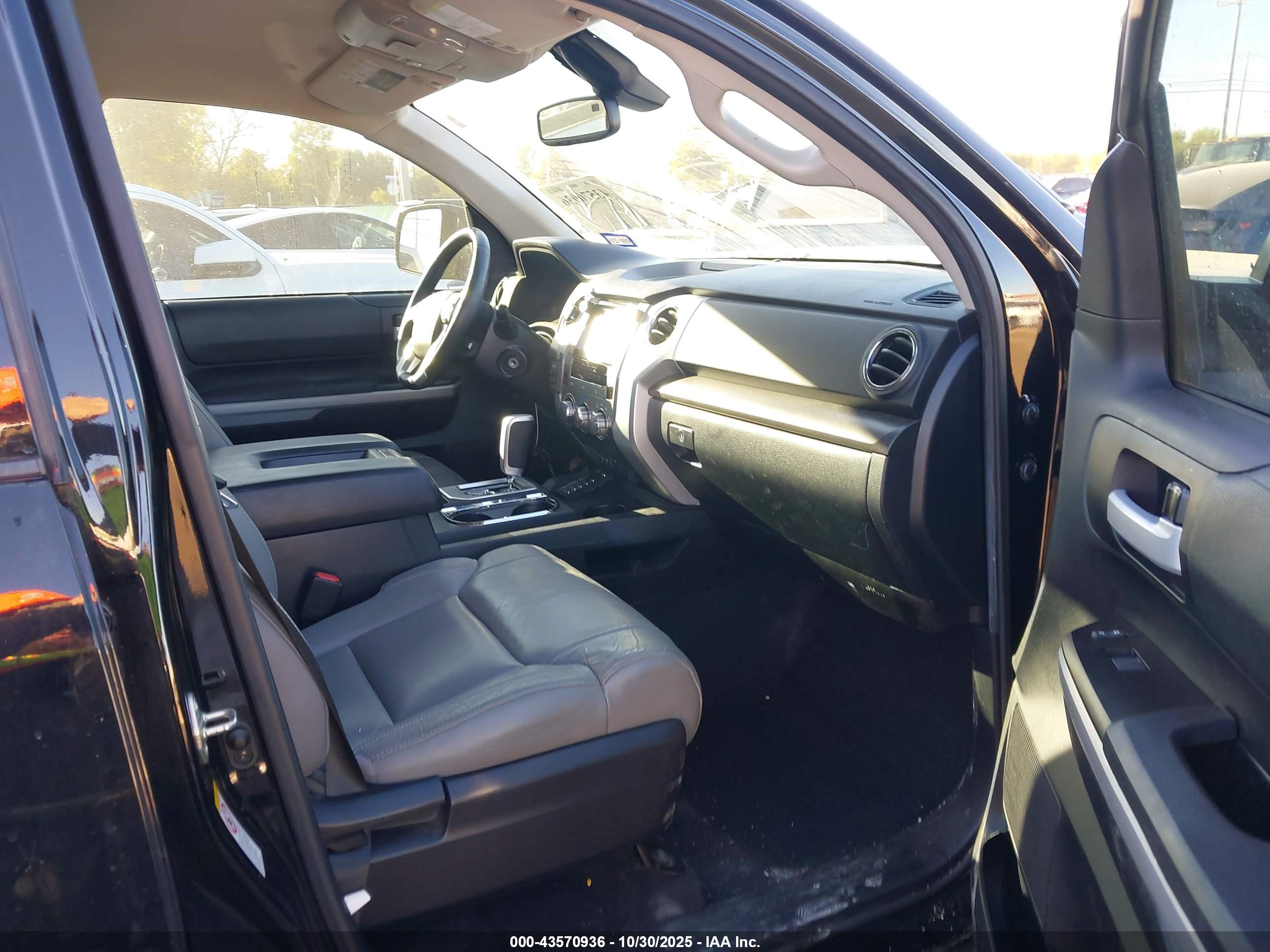 TOYOTA TUNDRA image 5